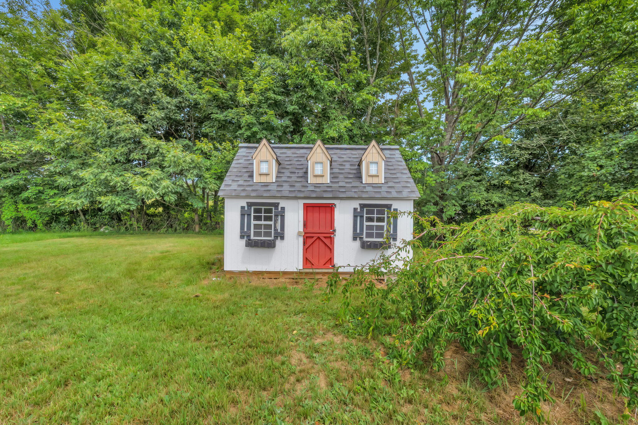202 Barker Road Property Photo 49