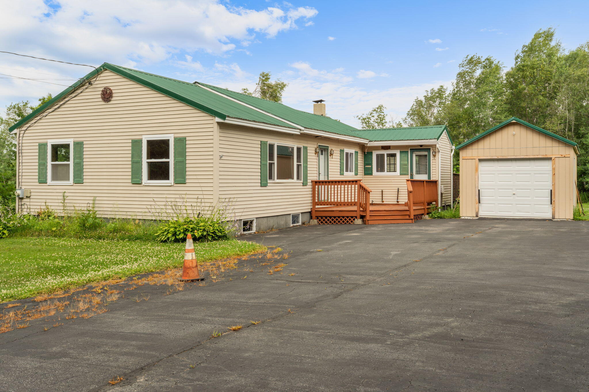 56 Heywood Road Property Photo 2
