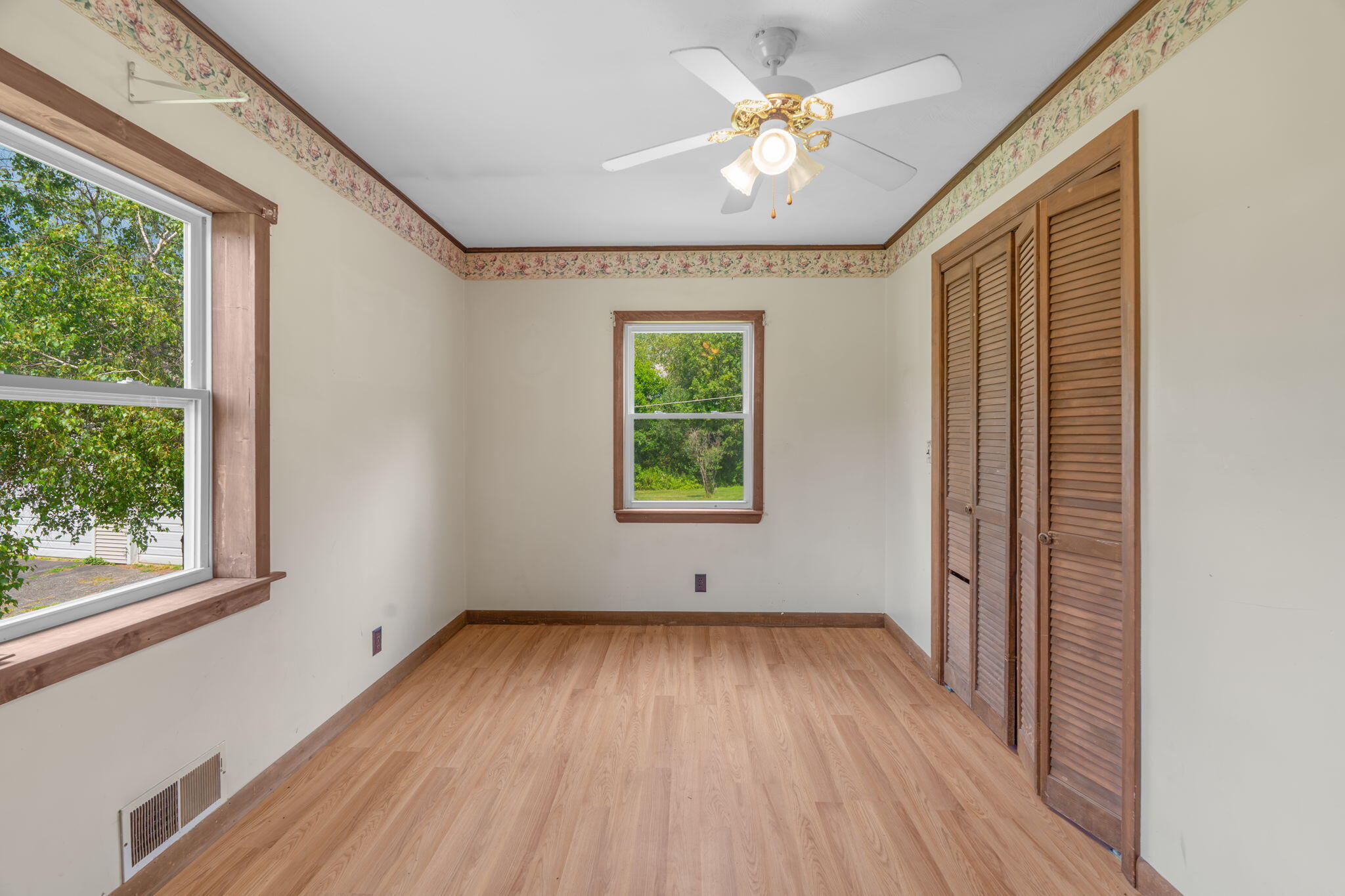 56 Heywood Road Property Photo 28