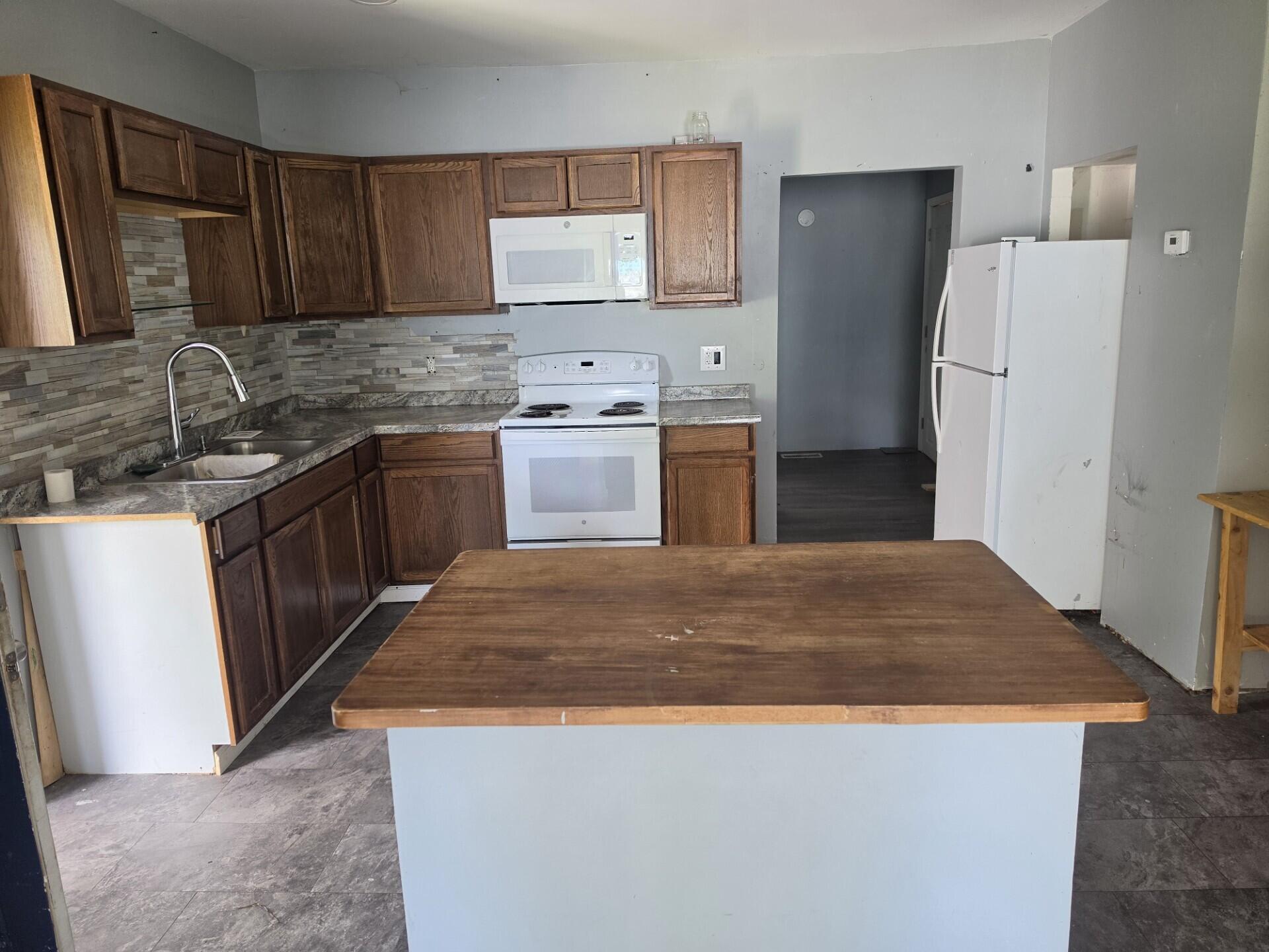 78 Hines Street Property Photo 7