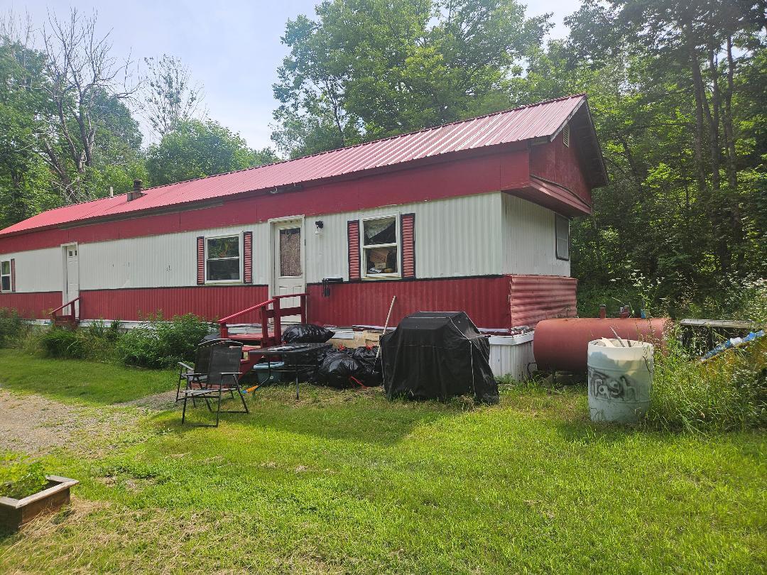1052 Western Avenue Property Photo 1