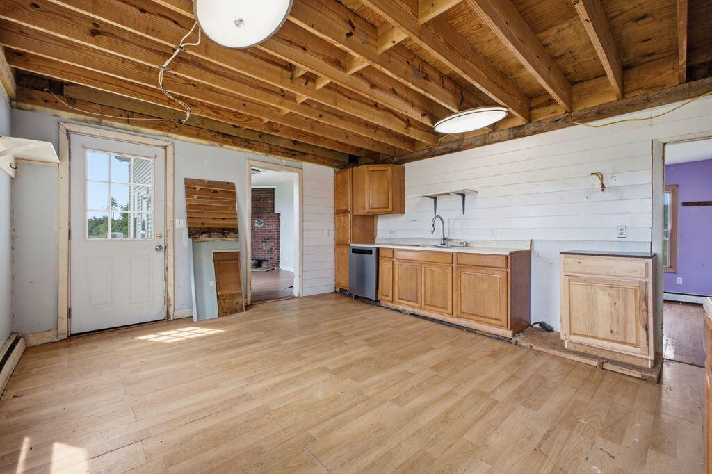 697 Sokokis Avenue Property Photo 28