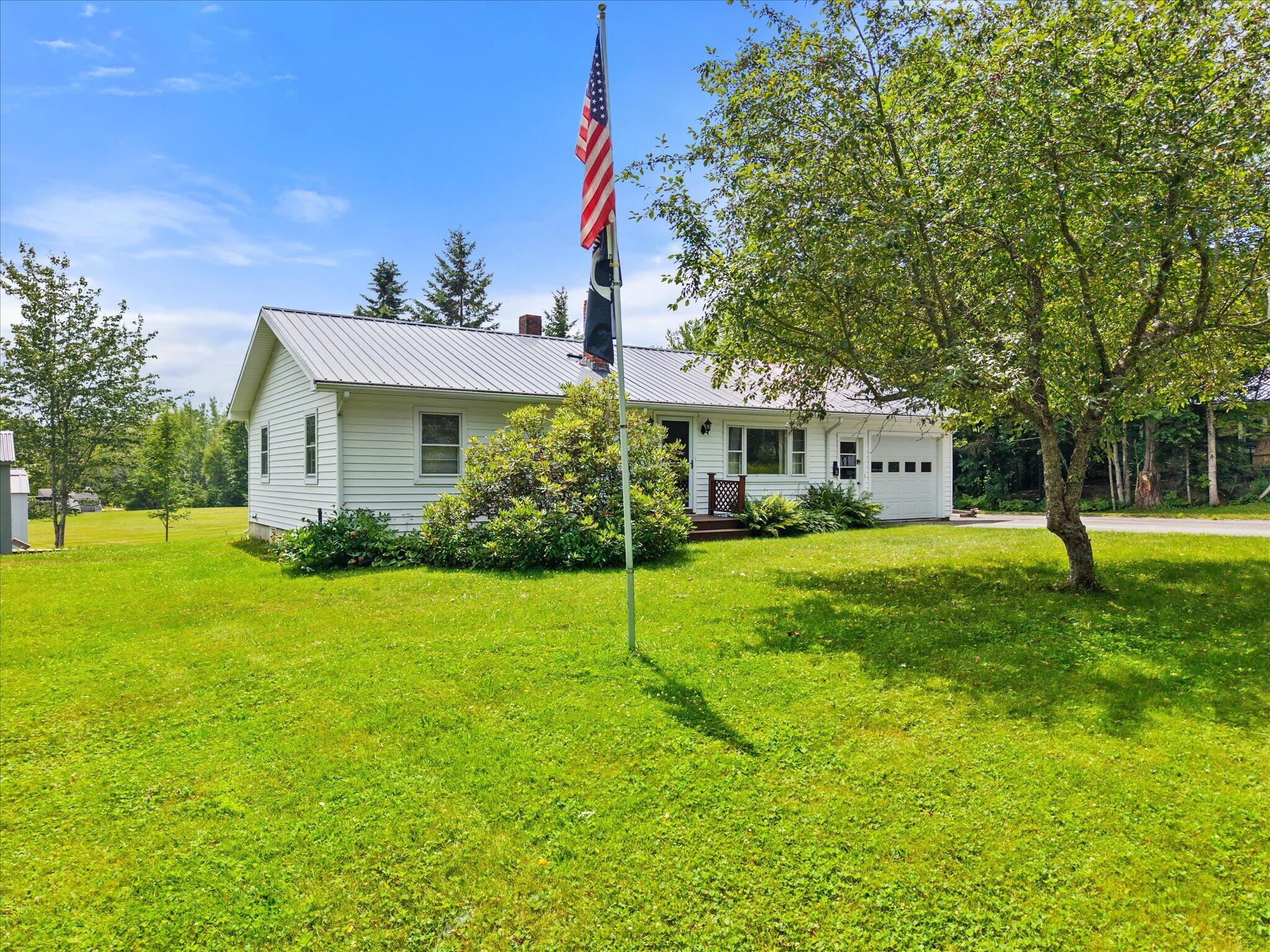 4 Birchlawn Drive Property Photo 1