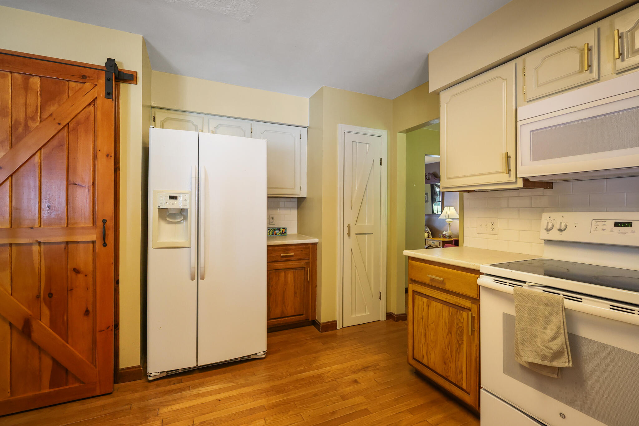 352 Madawaska Avenue Property Photo 14