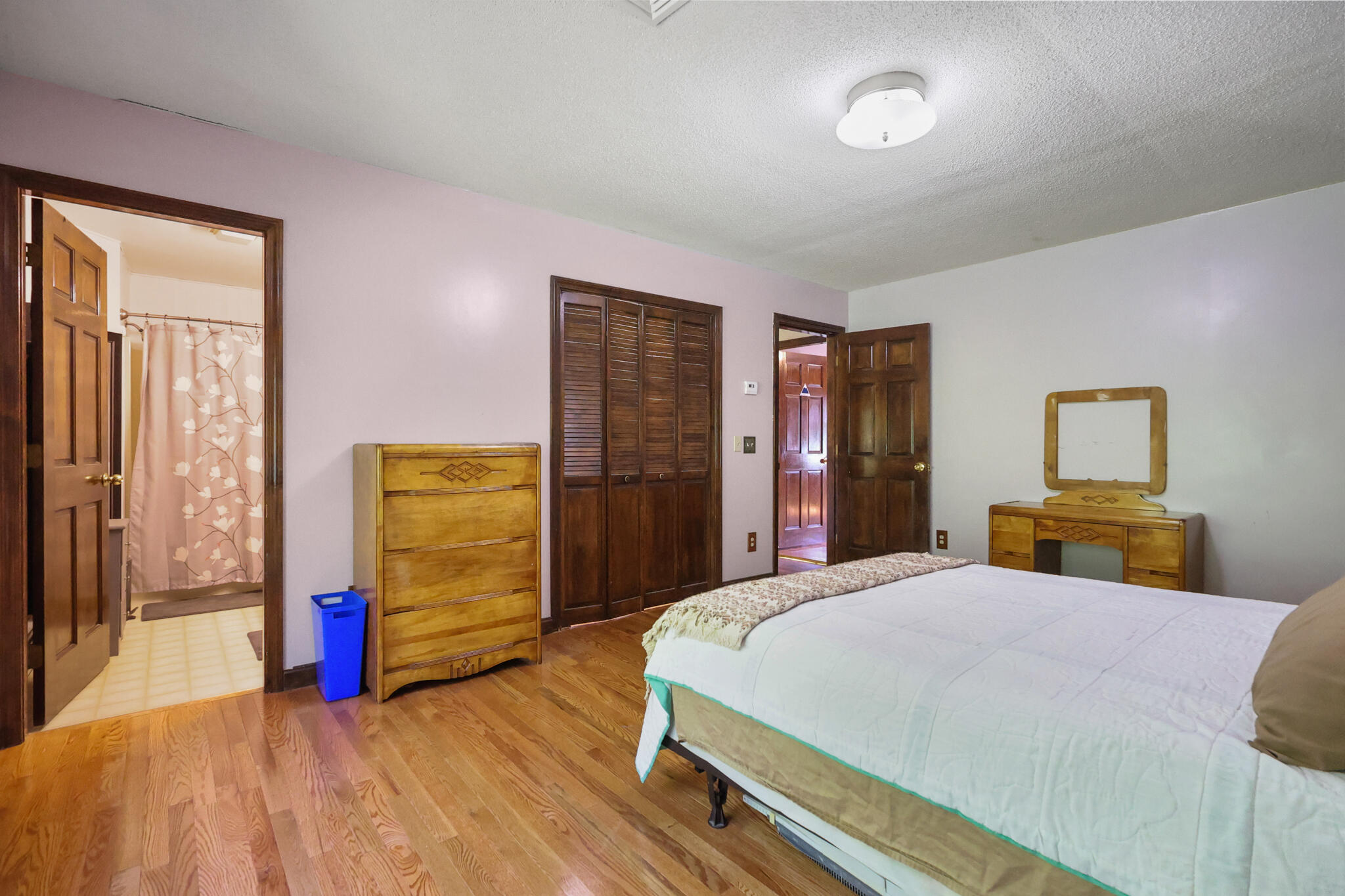 352 Madawaska Avenue Property Photo 25