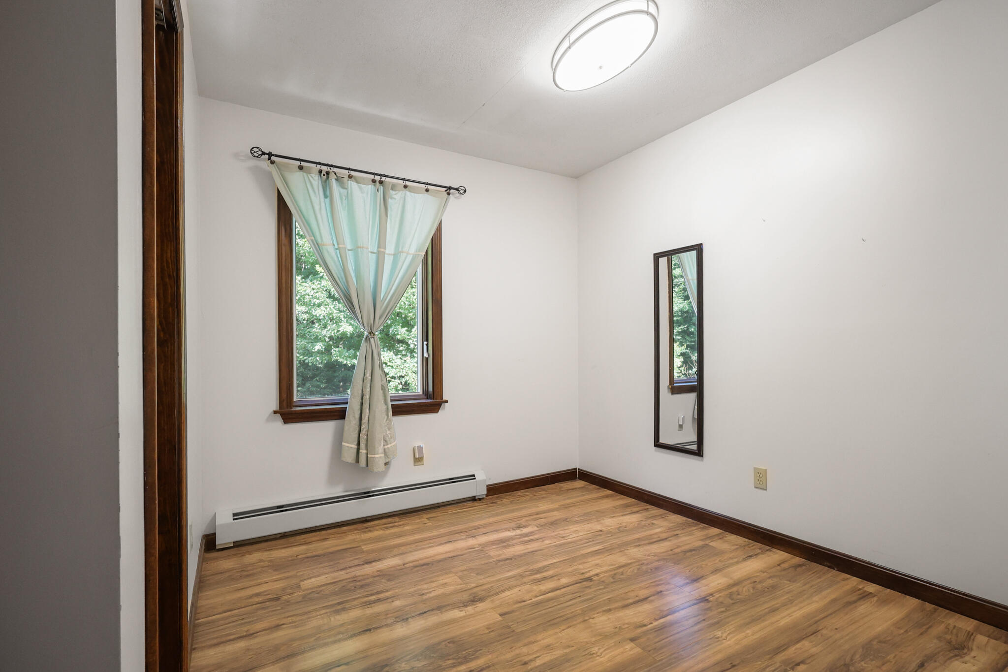 352 Madawaska Avenue Property Photo 33