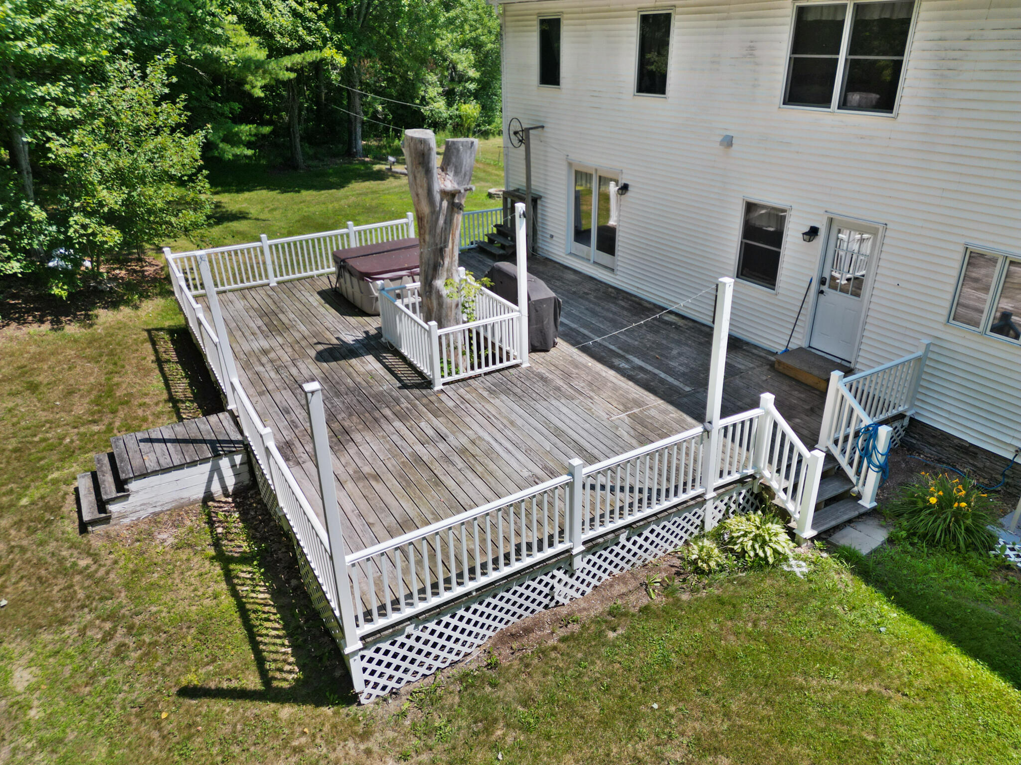 352 Madawaska Avenue Property Photo 42