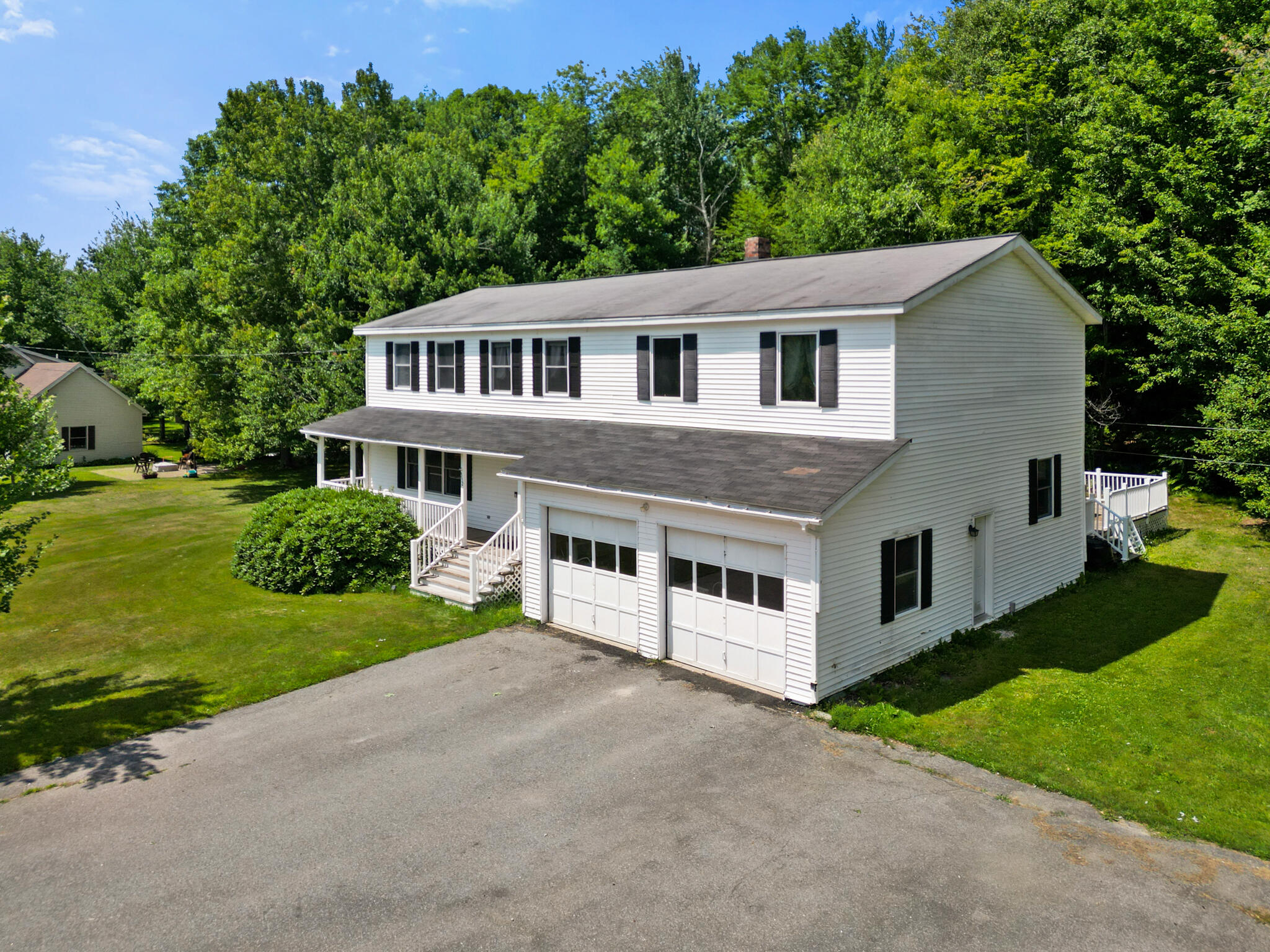 352 Madawaska Avenue Property Photo 43