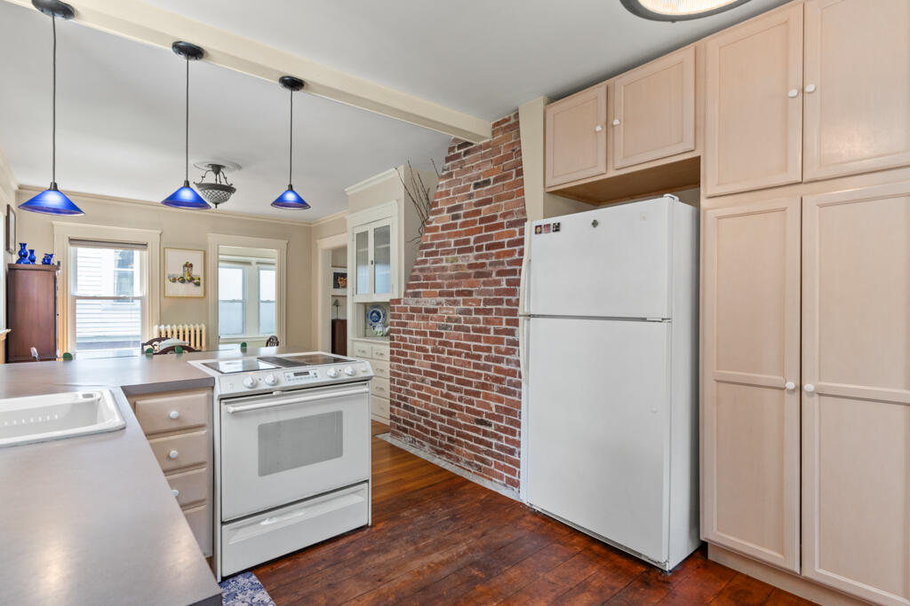 48 Belmont Street Property Photo 23