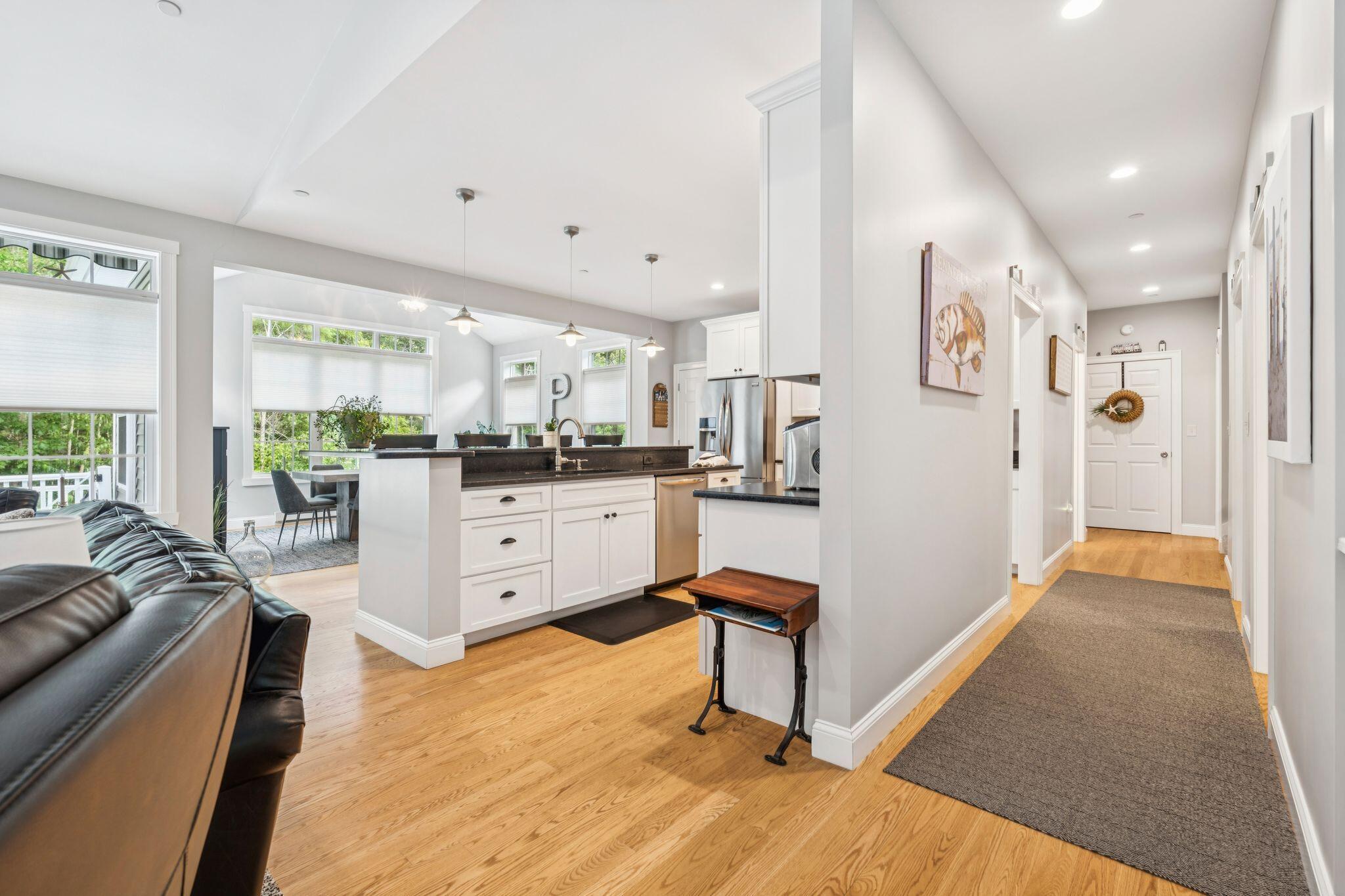 100 Higgins Drive Property Photo 14