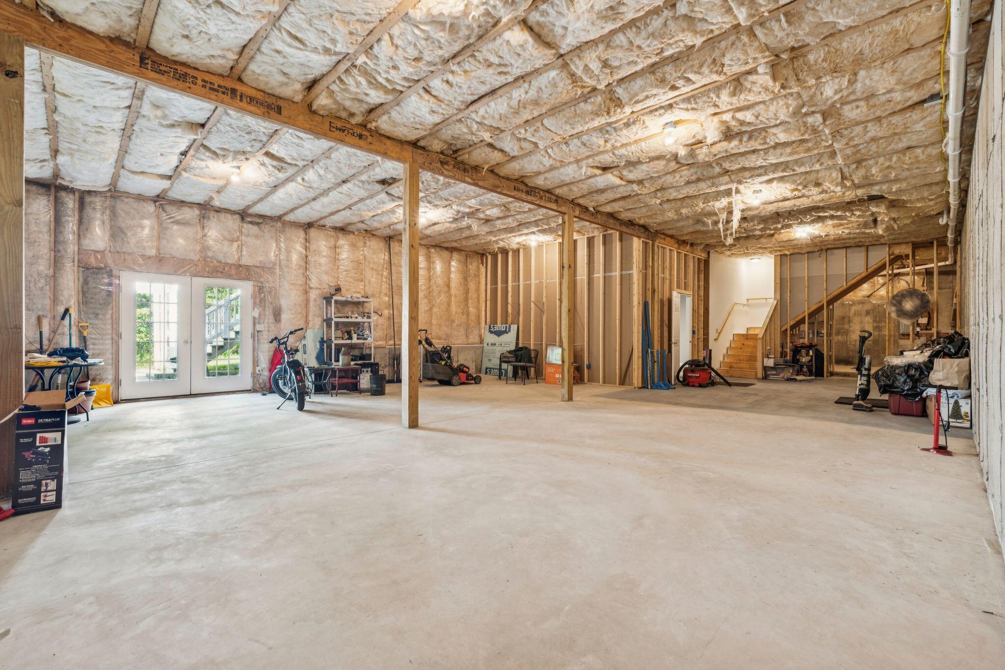 100 Higgins Drive Property Photo 33