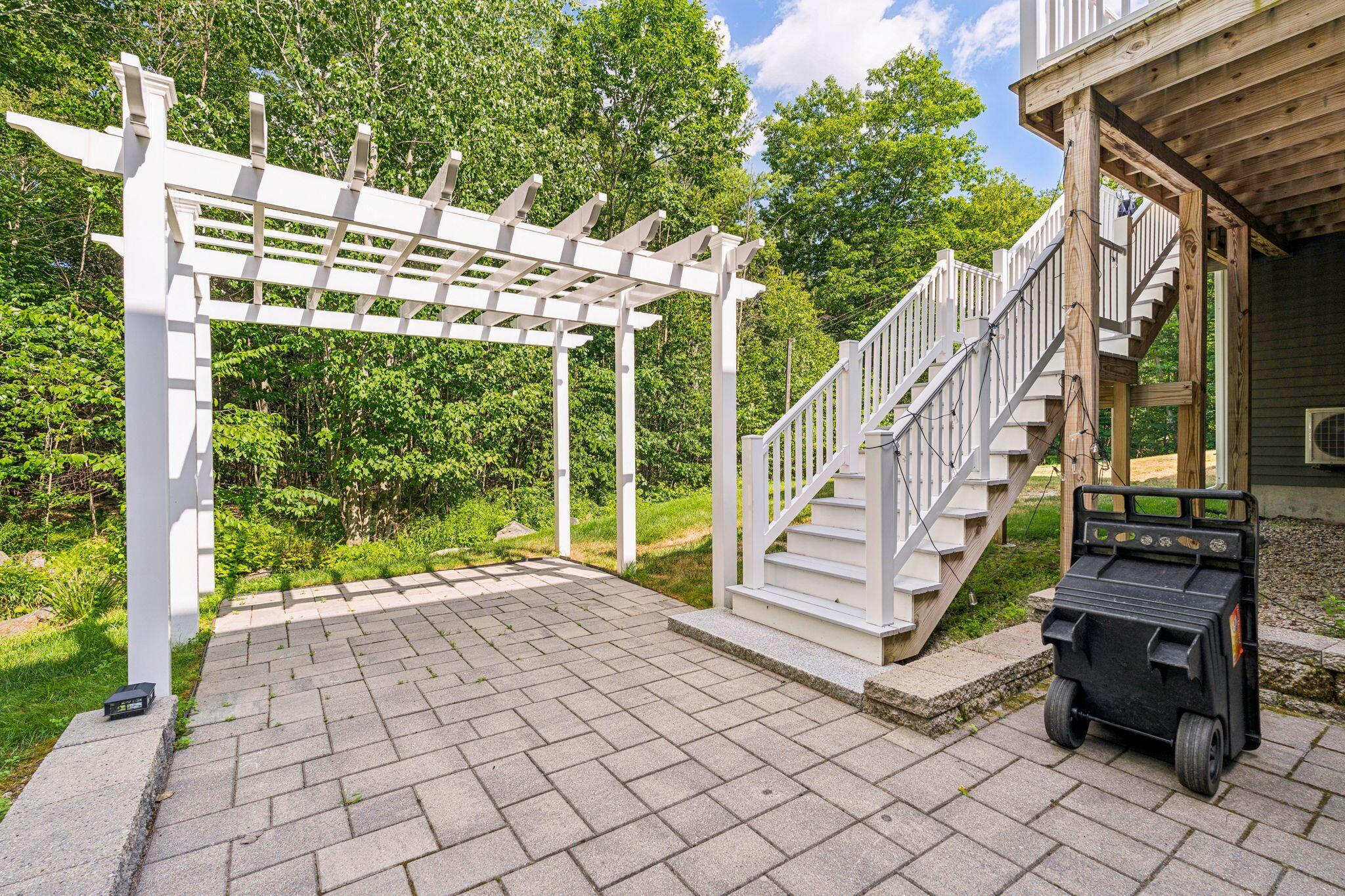 100 Higgins Drive Property Photo 36