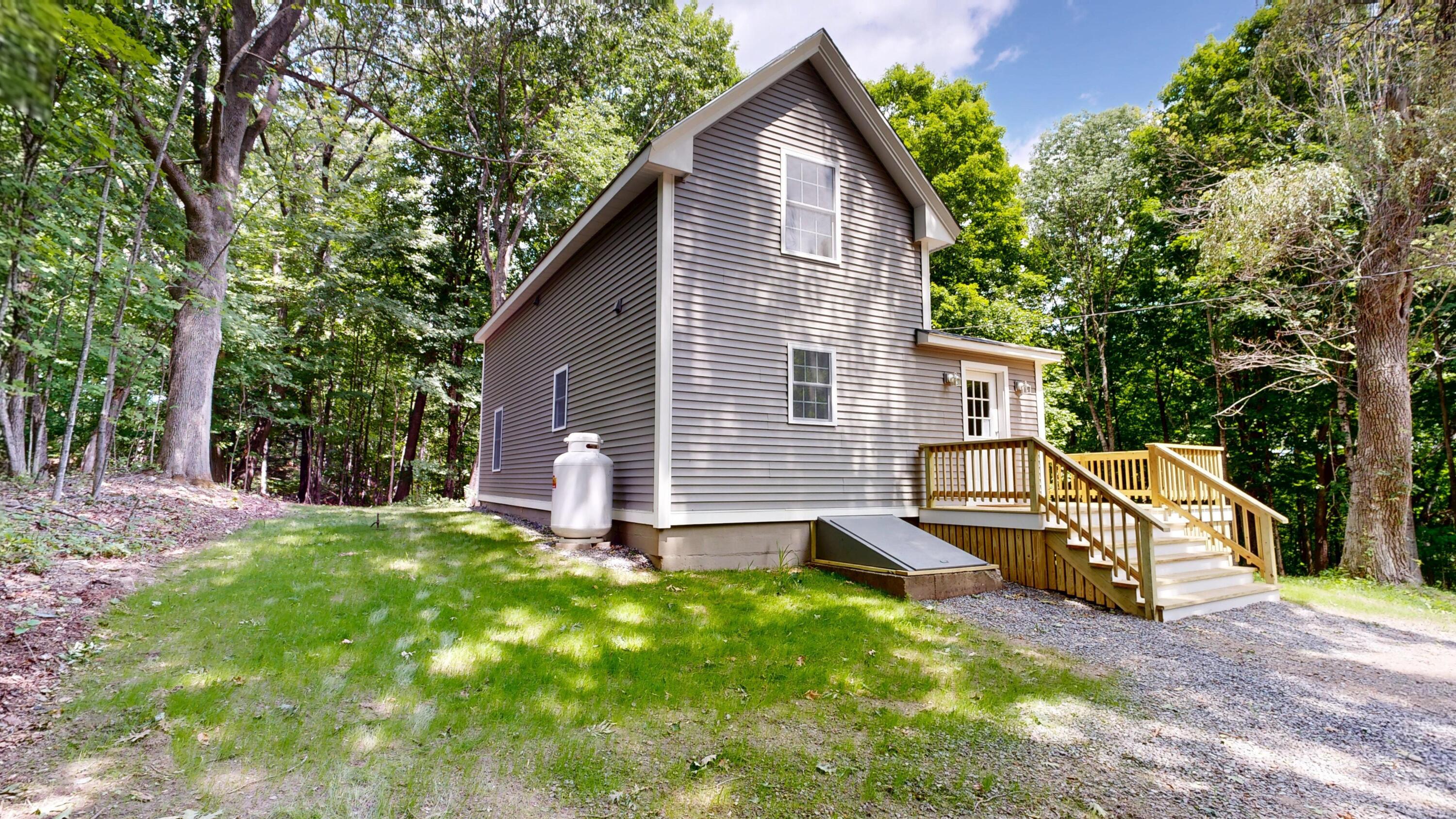 16 Snow Street Property Photo 3