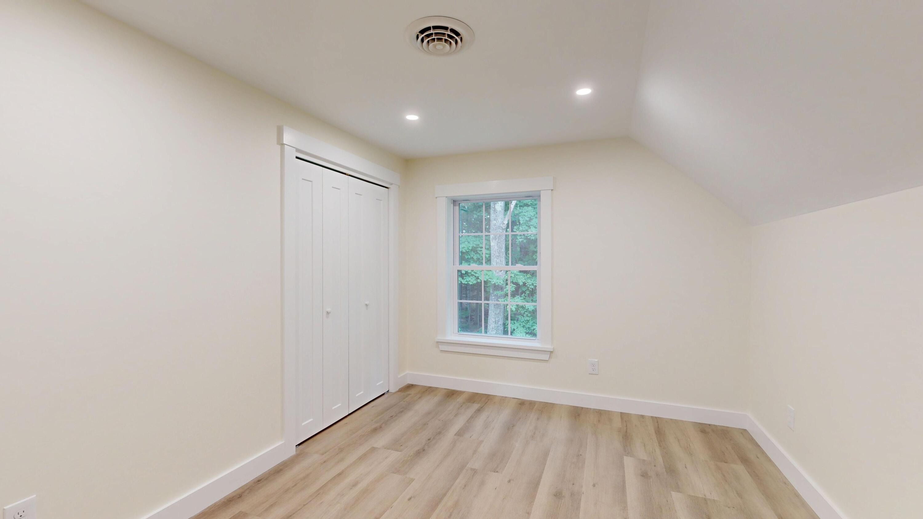 16 Snow Street Property Photo 48