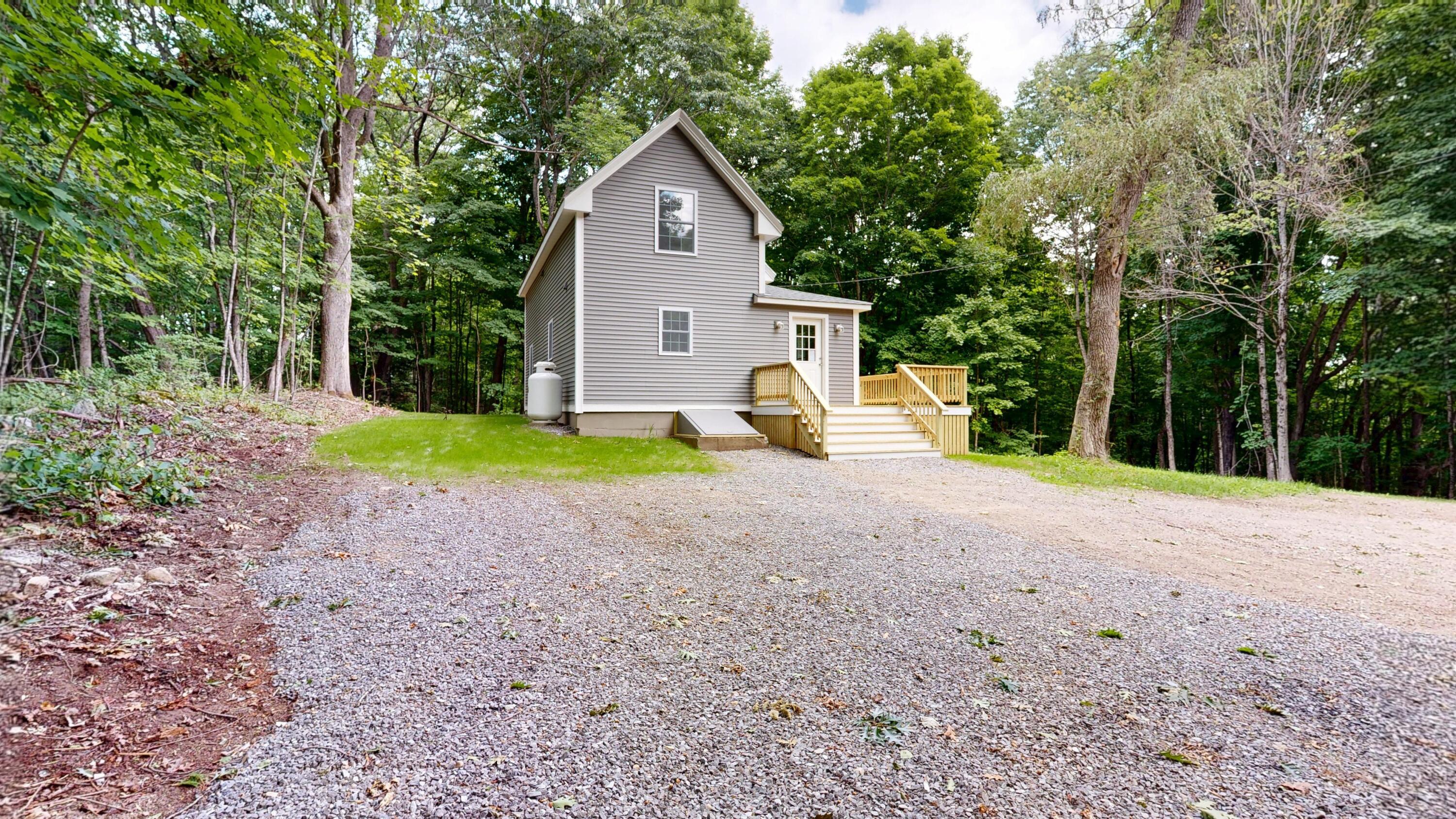 16 Snow Street Property Photo 53