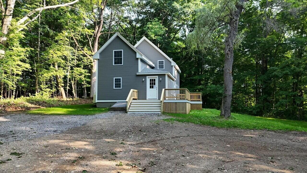 16 Snow Street Property Photo 68