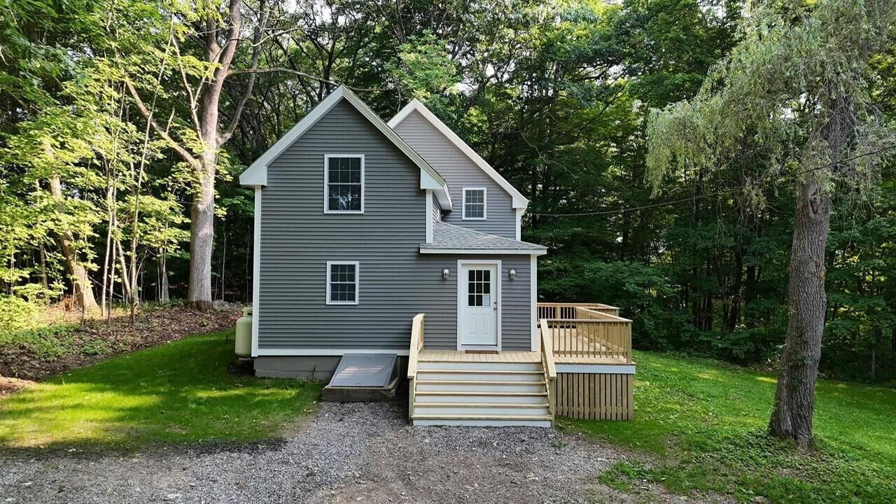 16 Snow Street Property Photo 74