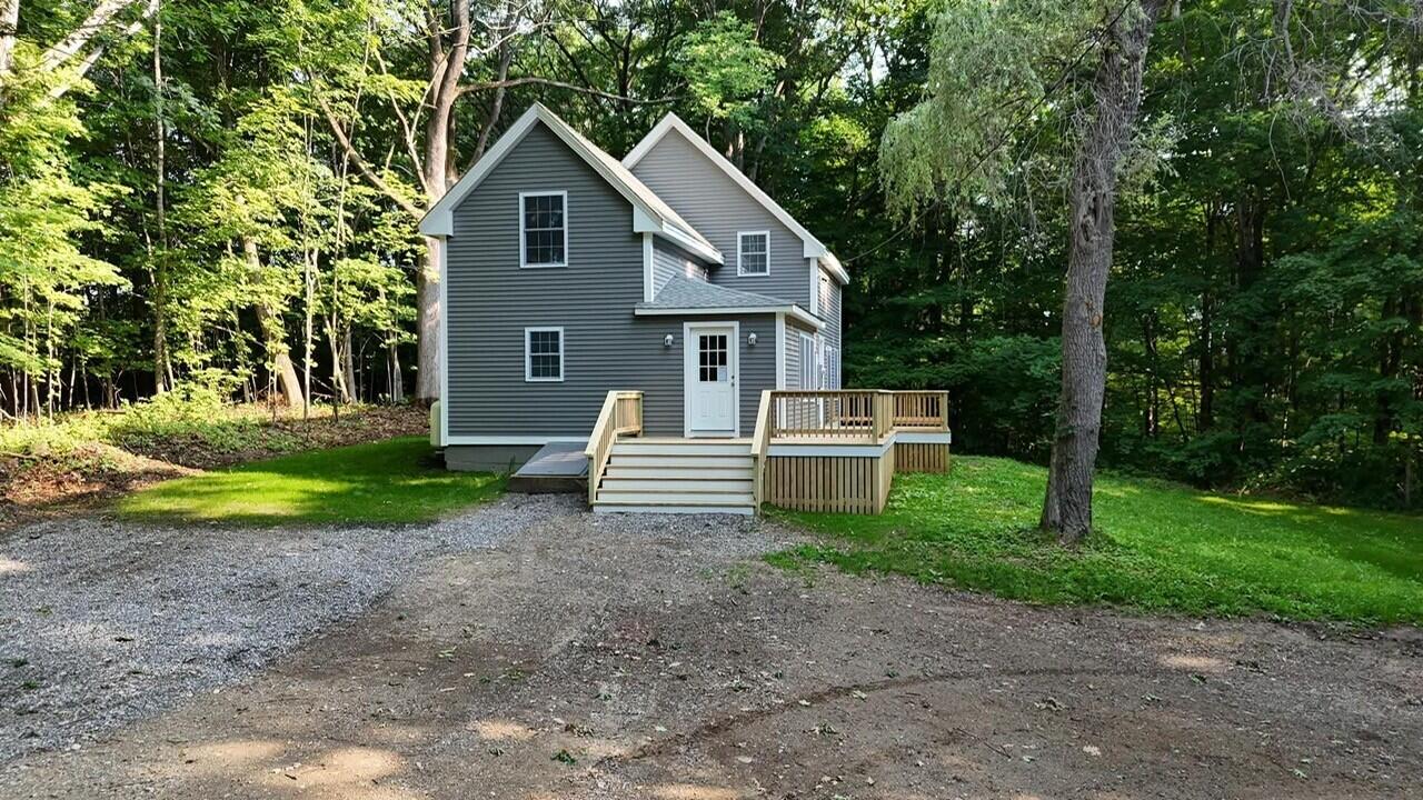 16 Snow Street Property Photo 80