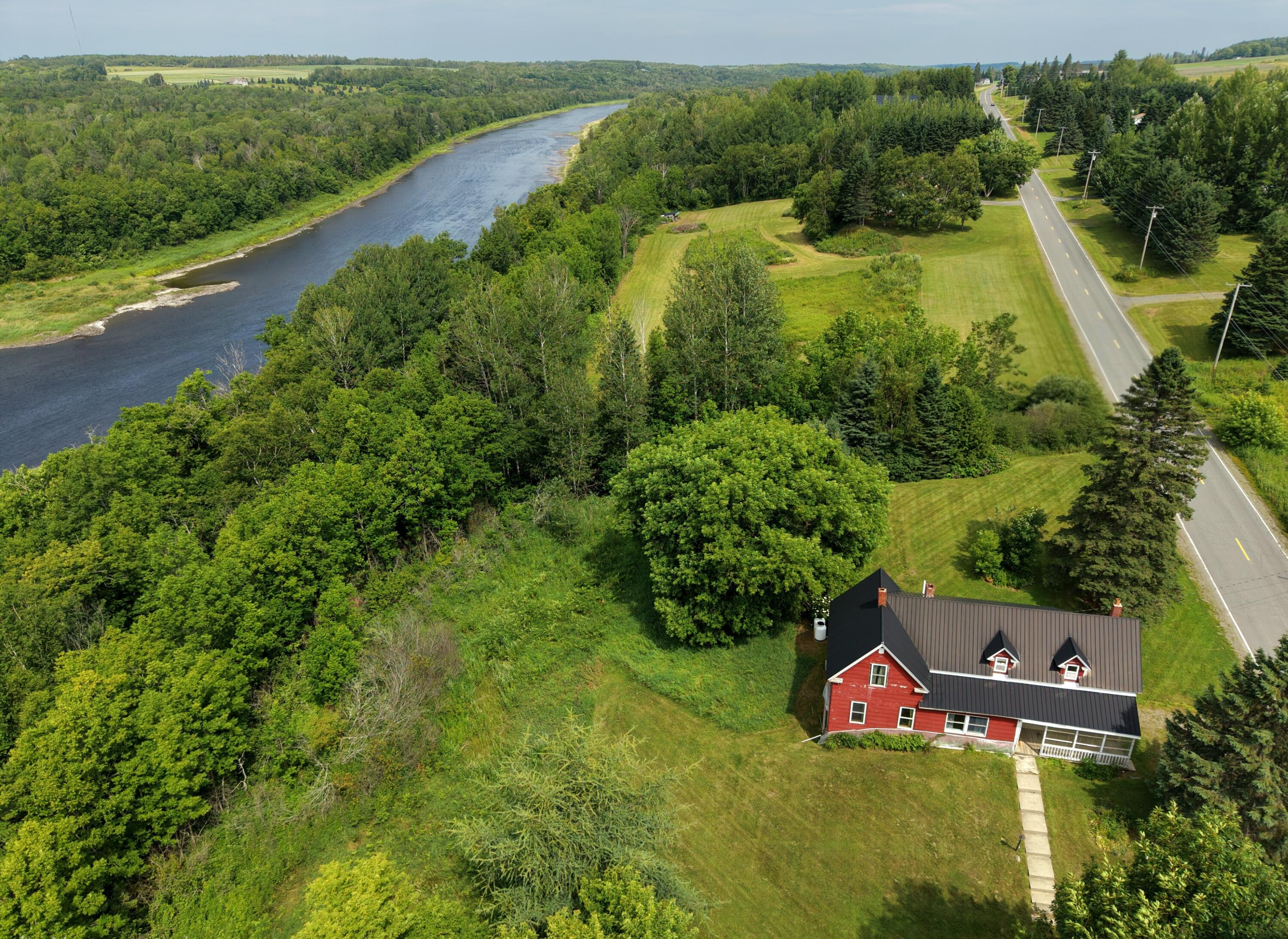 316 Parkhurst Siding Road Property Photo 4