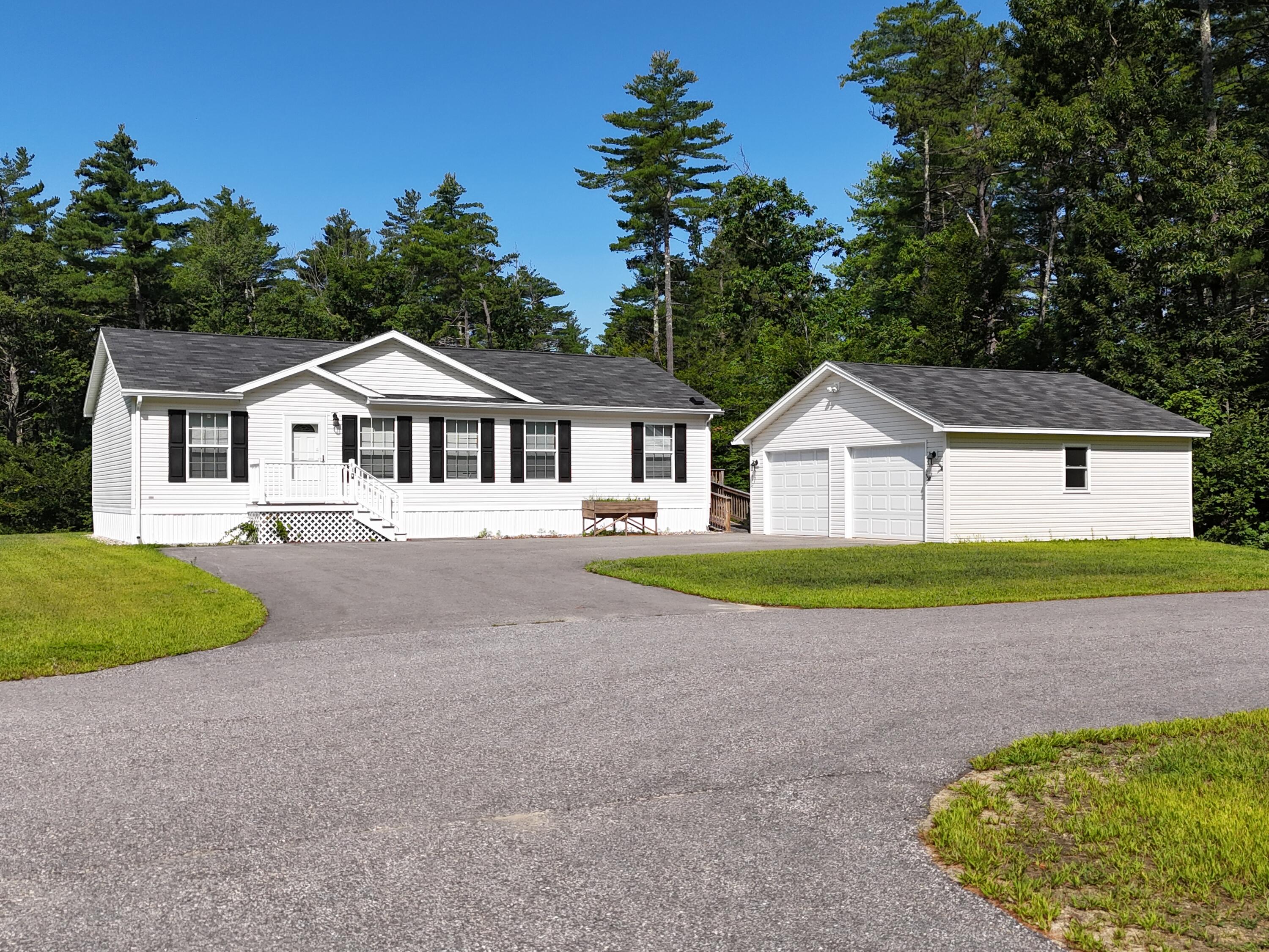 48 Red Oak Drive Property Photo 1