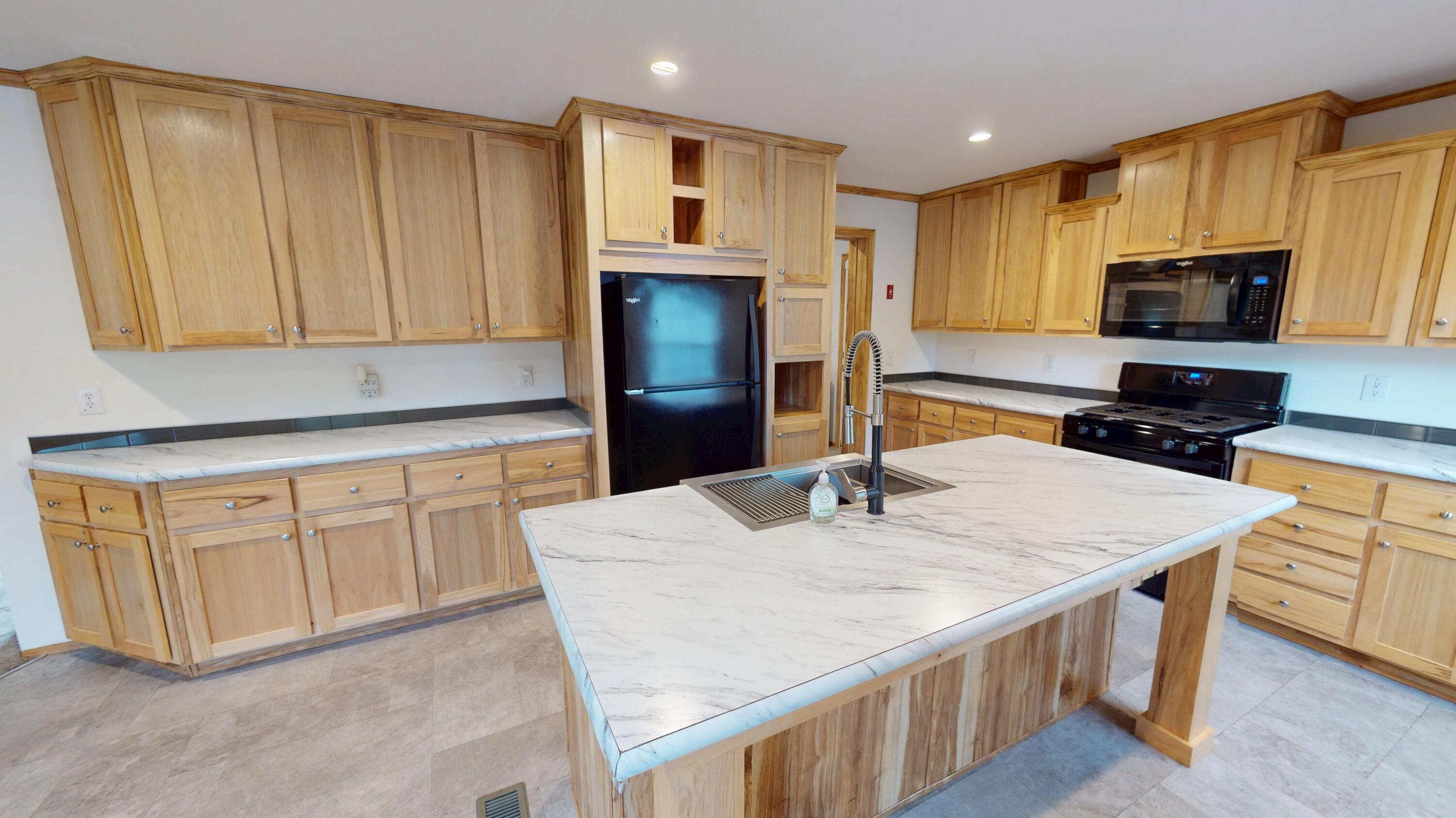 48 Red Oak Drive Property Photo 5