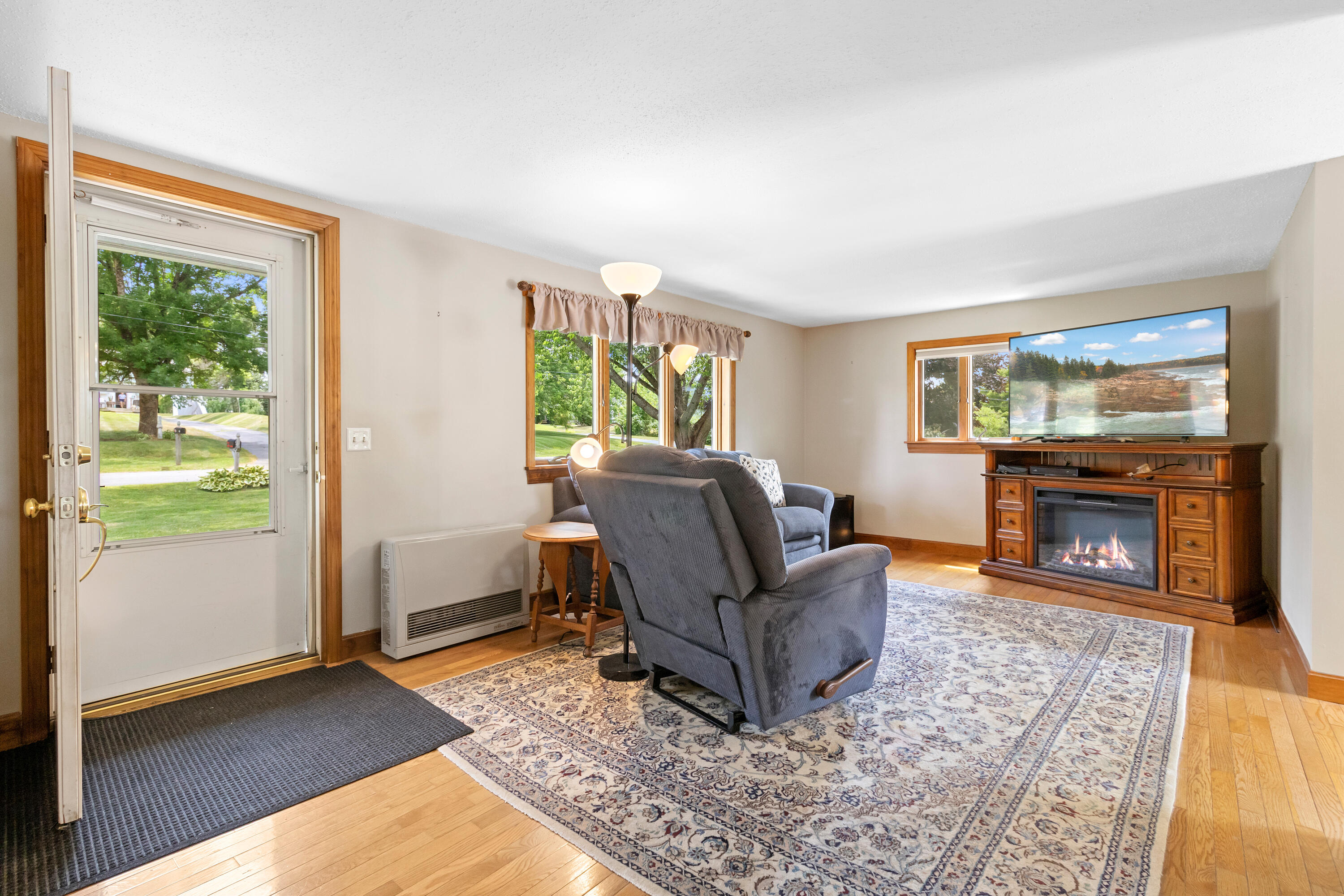 33 Sunset Street Property Photo 9