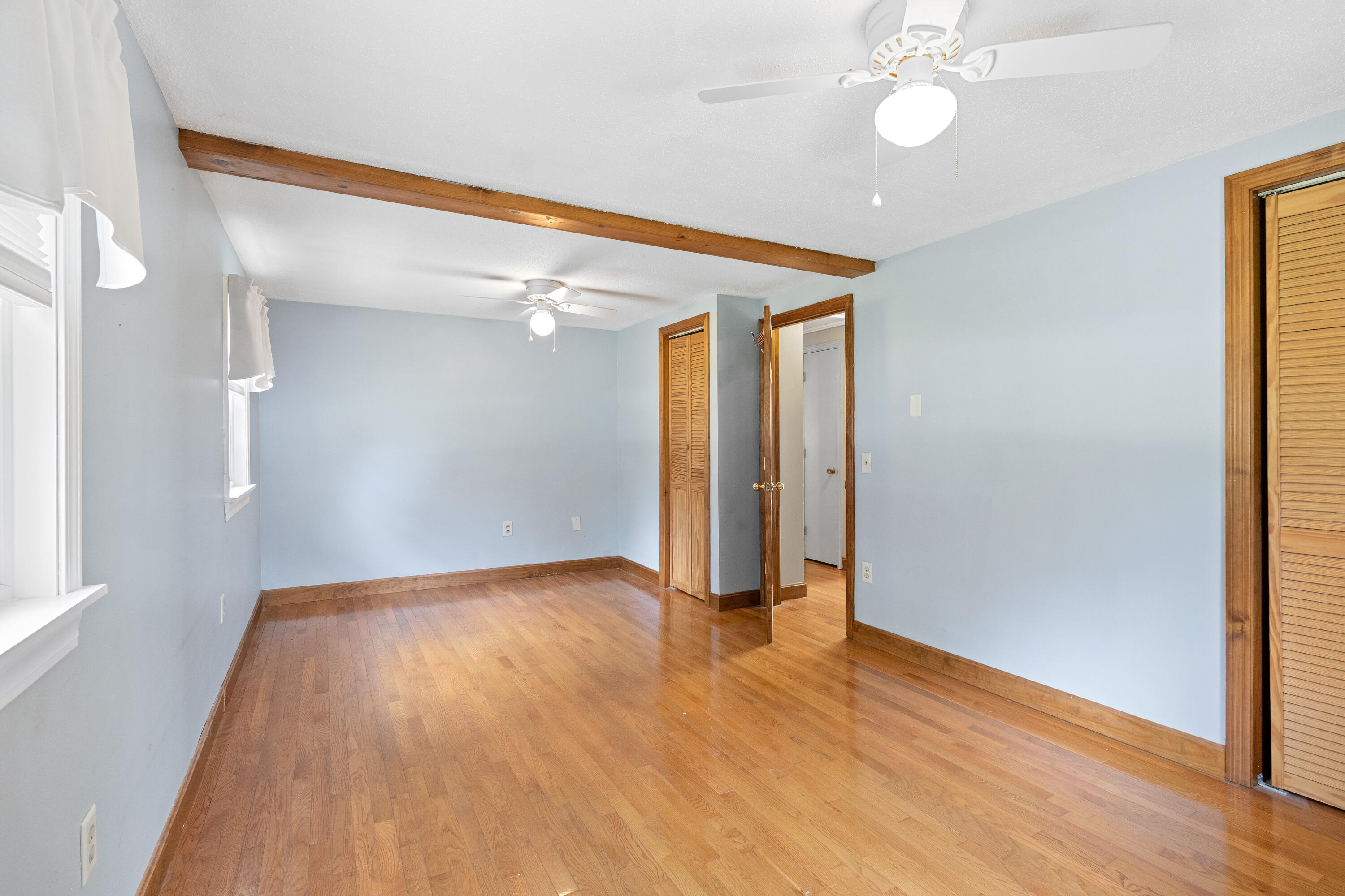 33 Sunset Street Property Photo 25