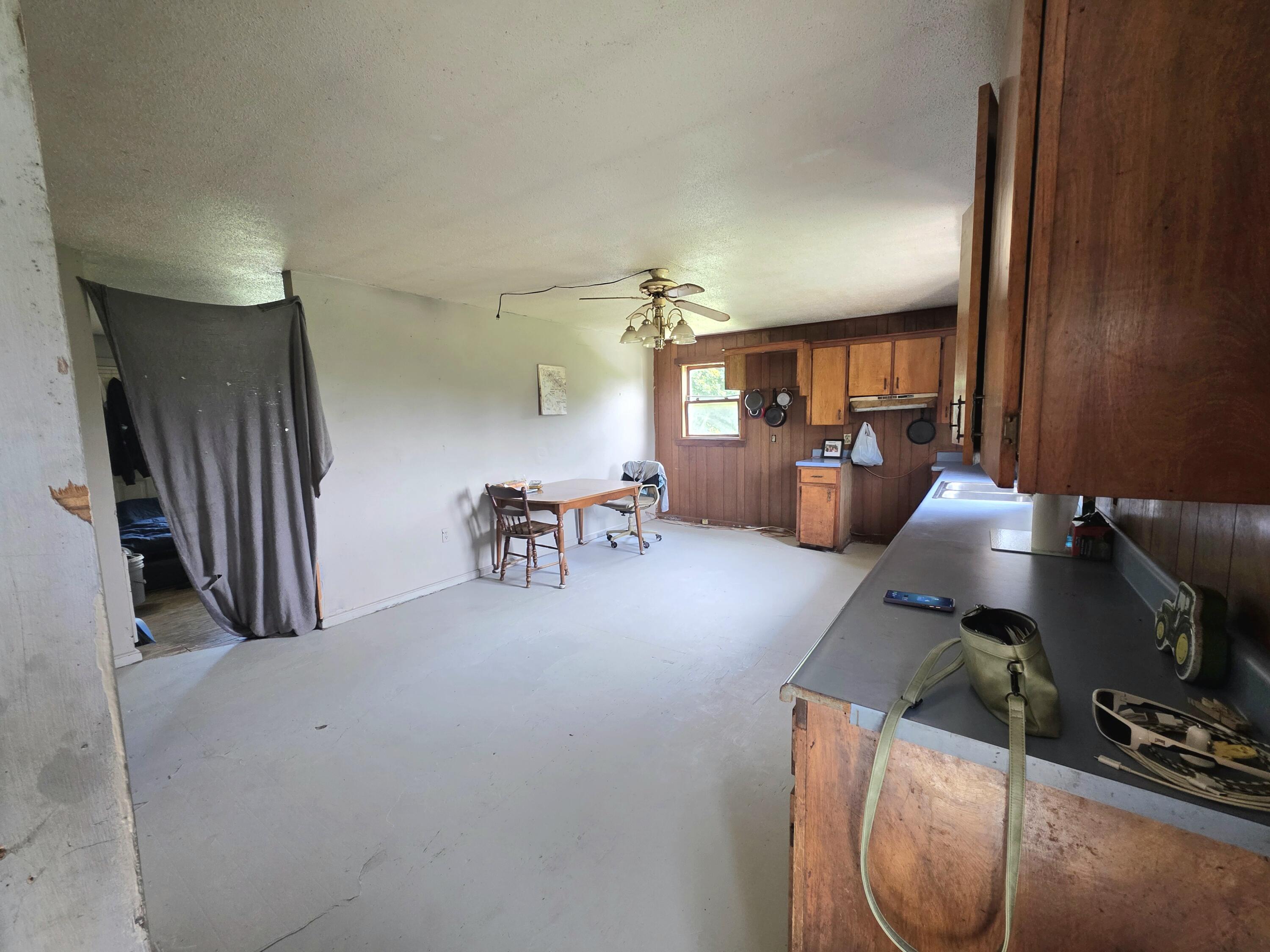1557 Lyford Road Property Photo 9