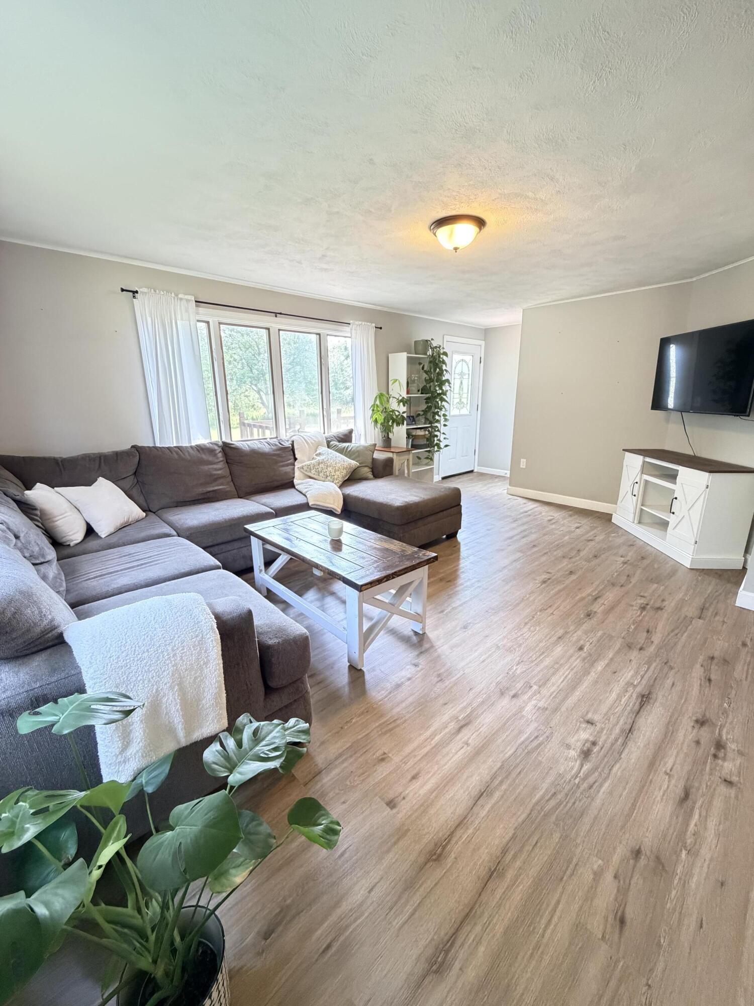 1074 Knox Station Road Property Photo 8