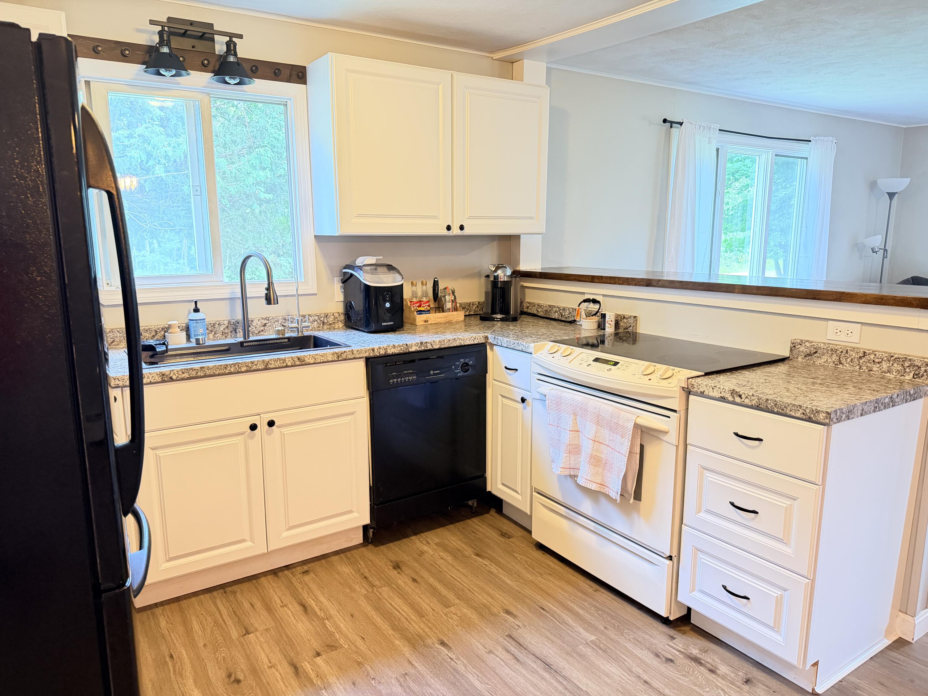 1074 Knox Station Road Property Photo 11