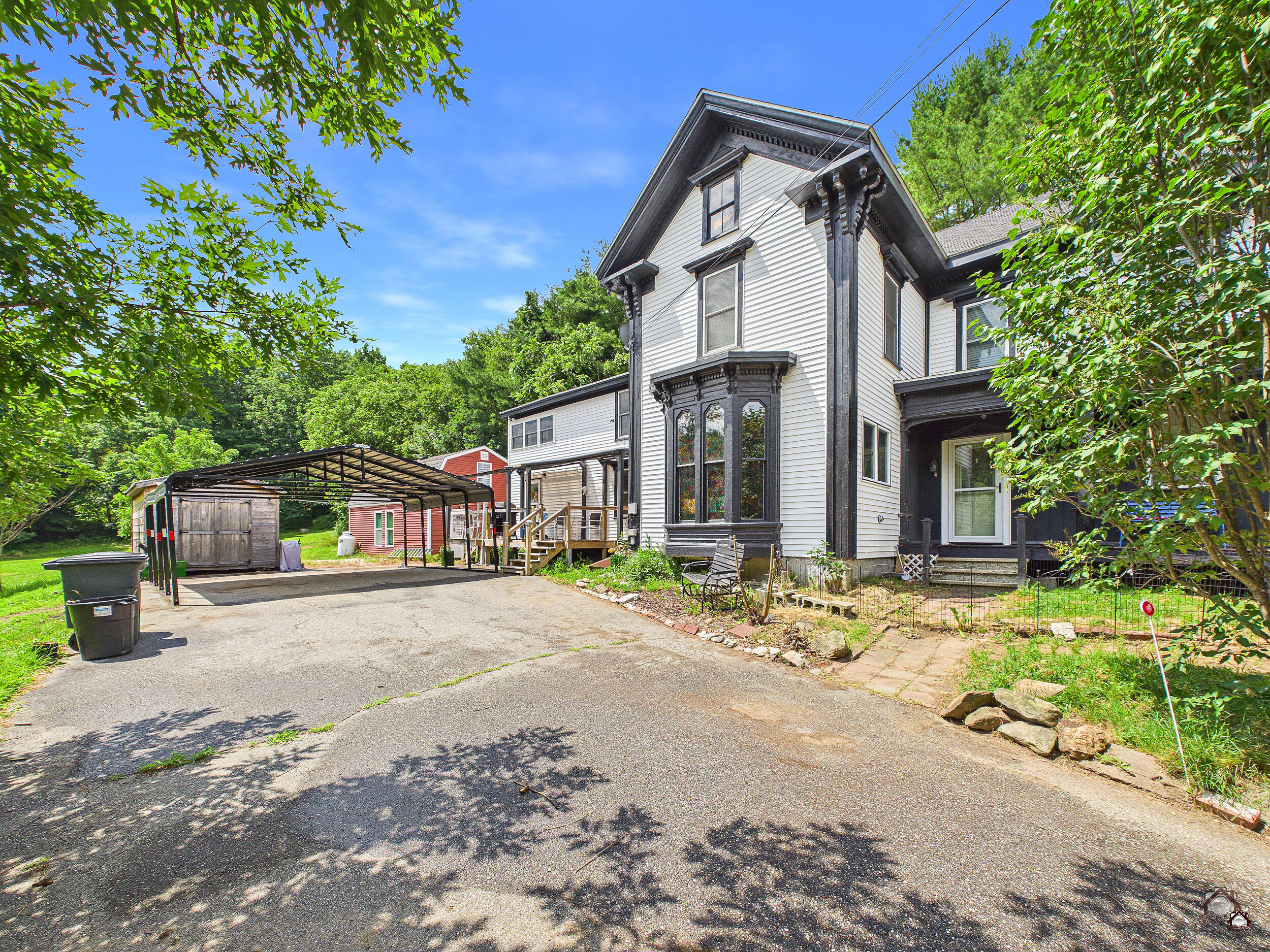34 Capen Road Property Photo 6