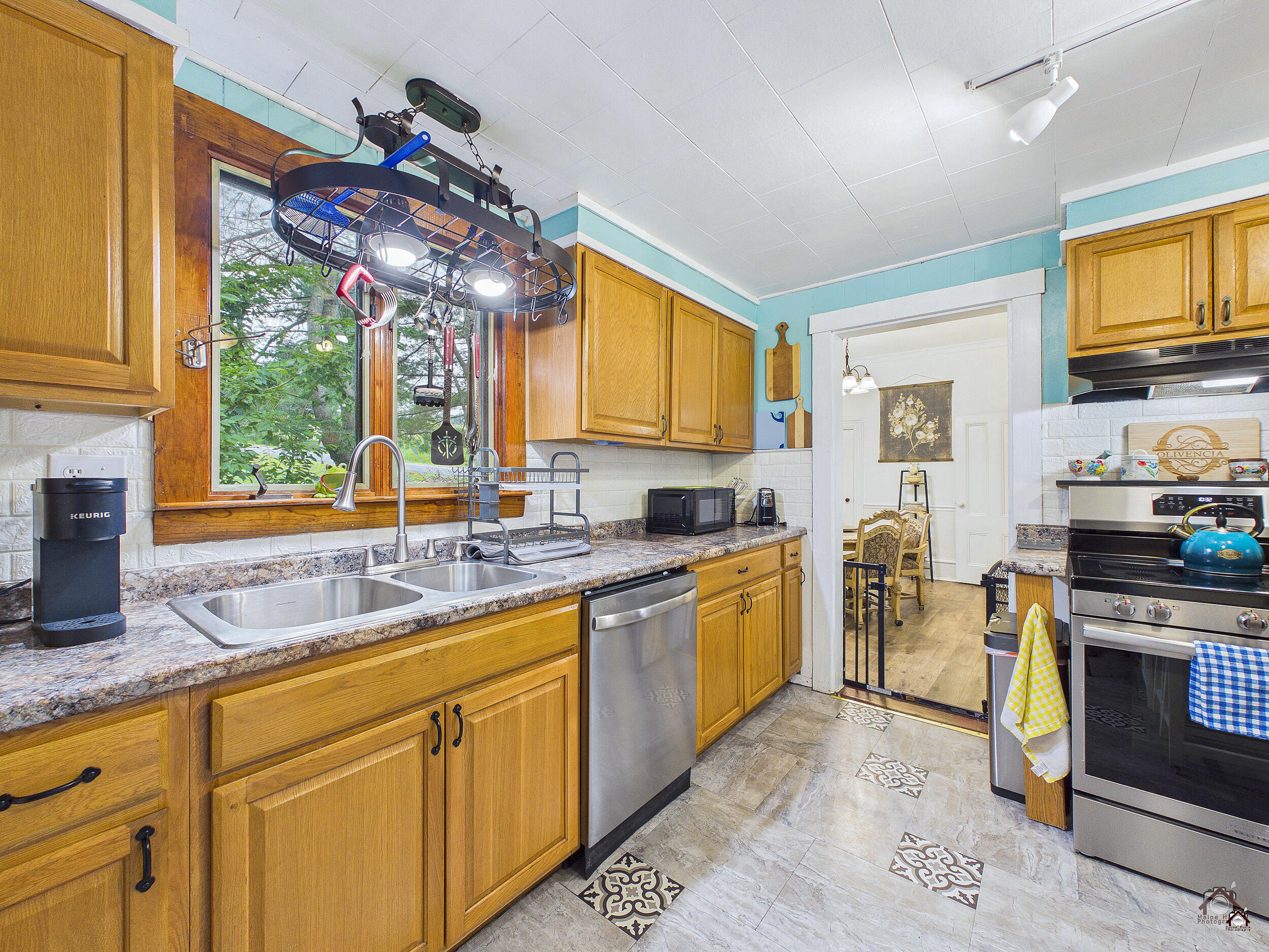 34 Capen Road Property Photo 9