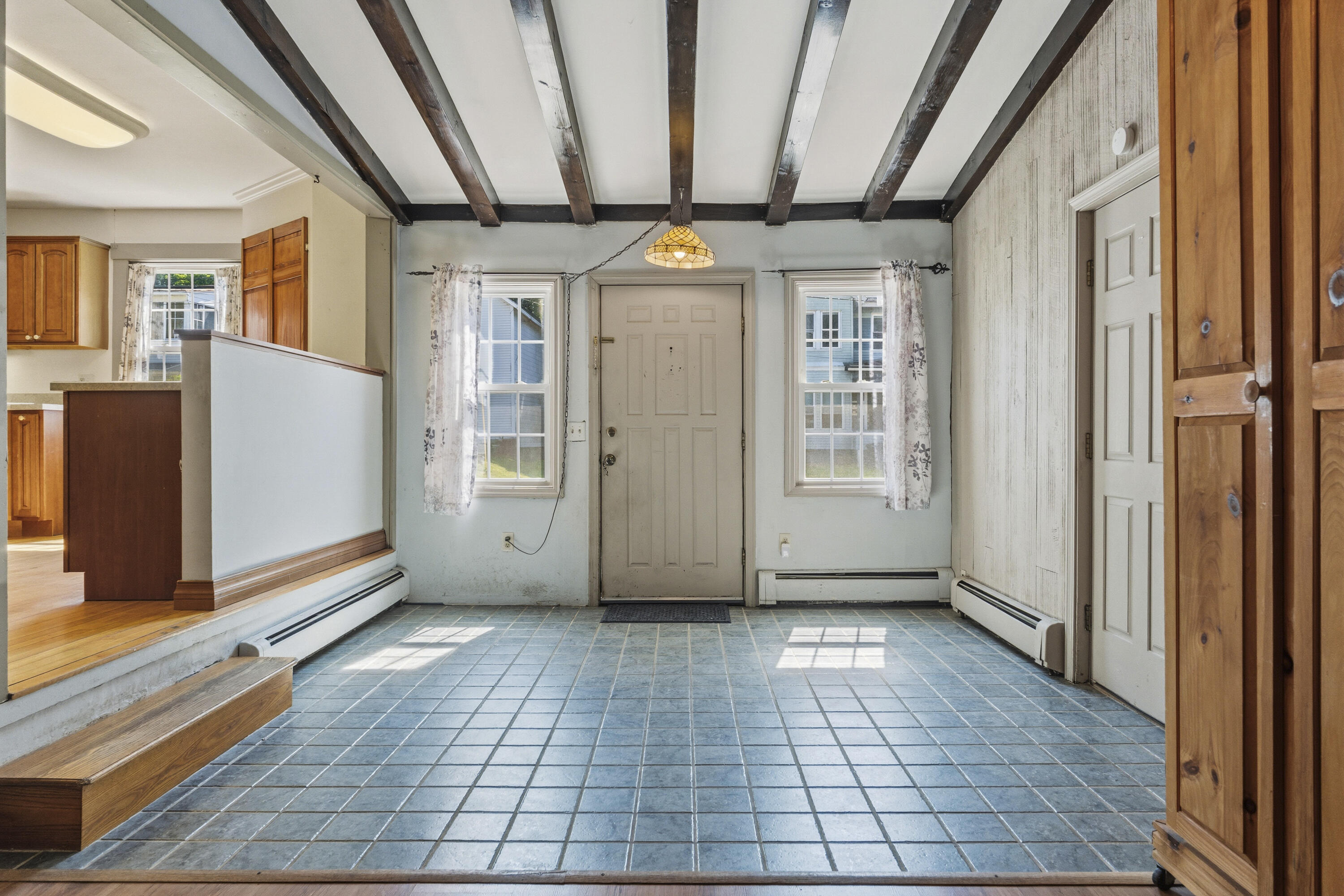 5 Pine Street Property Photo 10