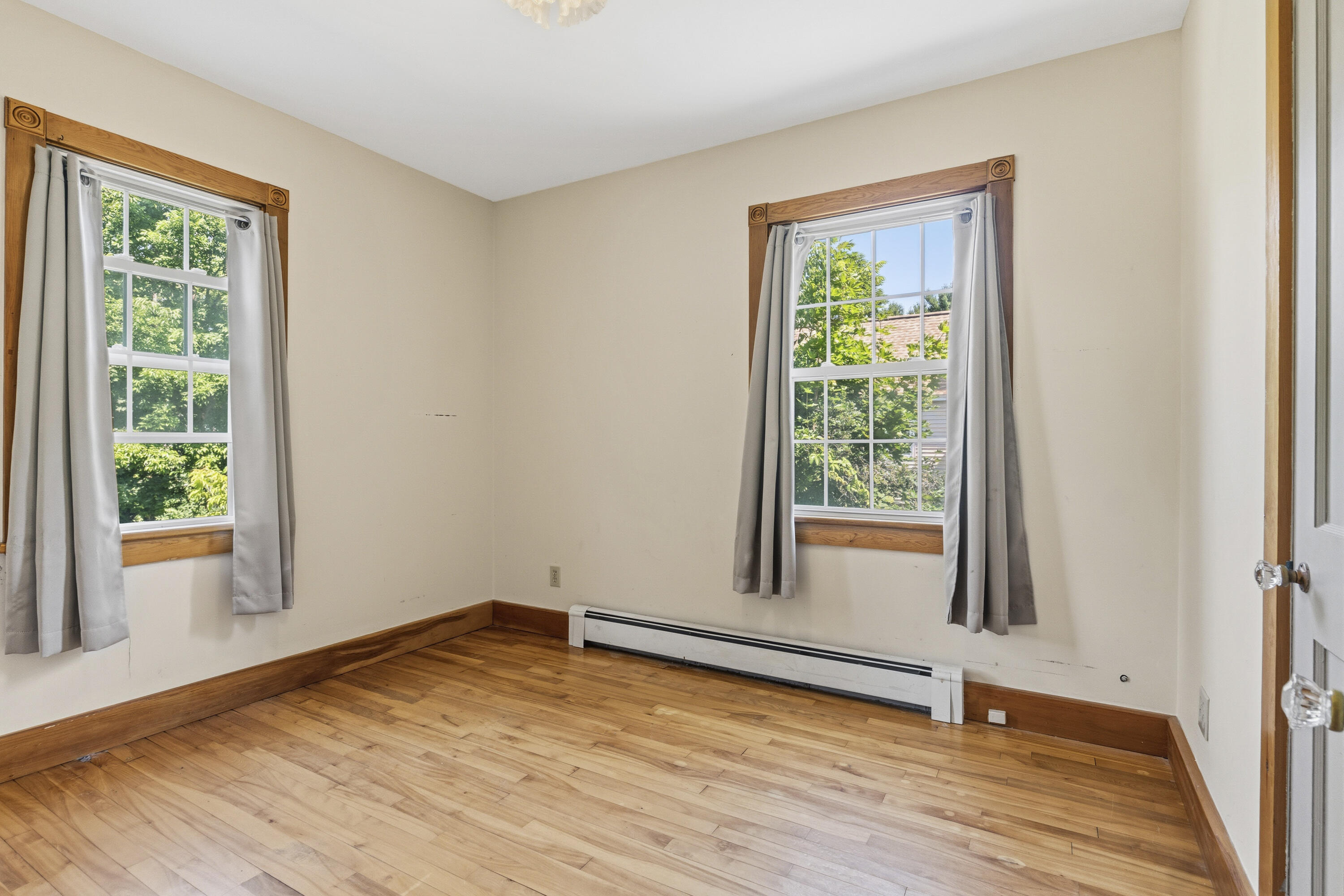 5 Pine Street Property Photo 19