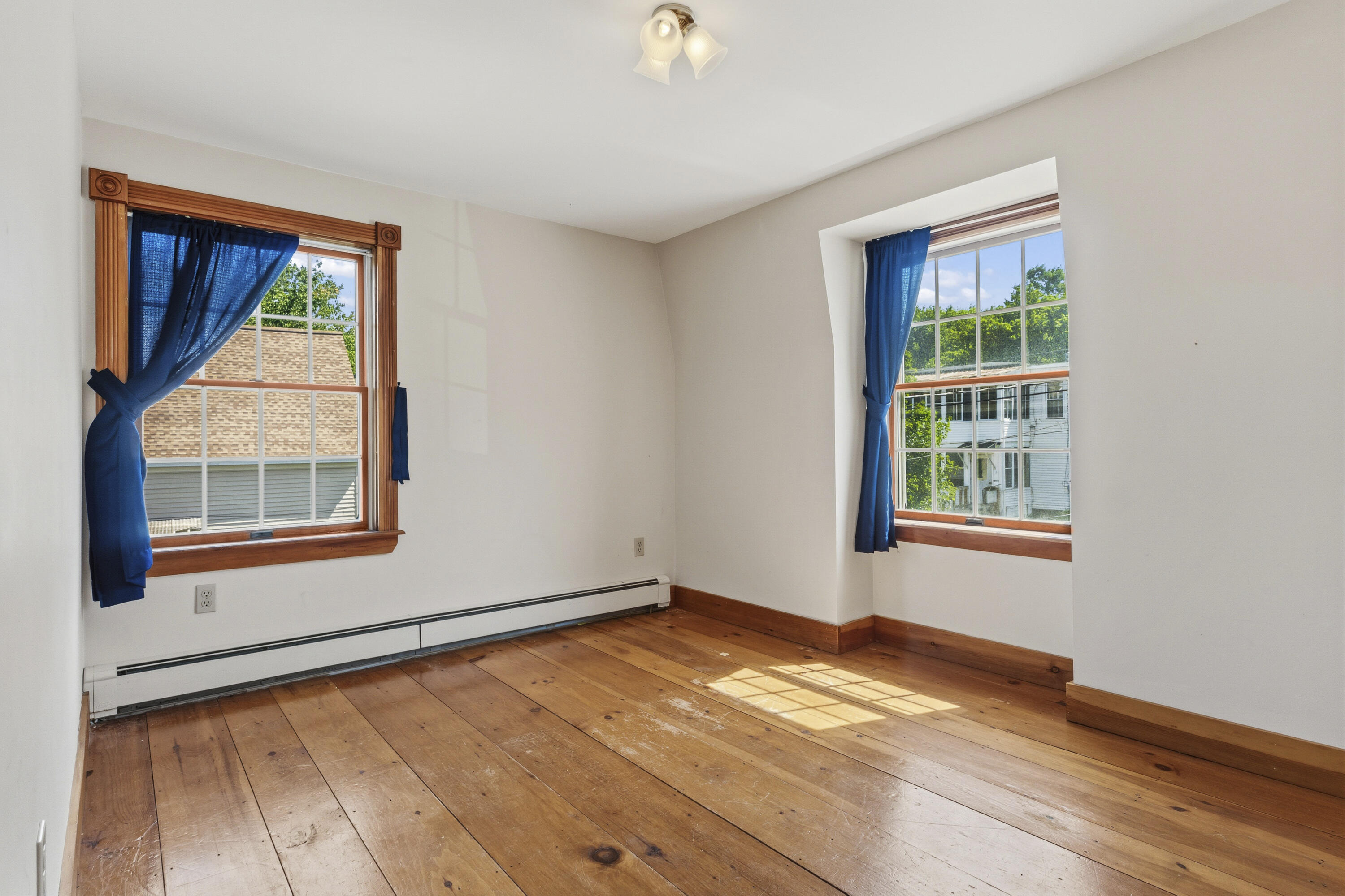 5 Pine Street Property Photo 28
