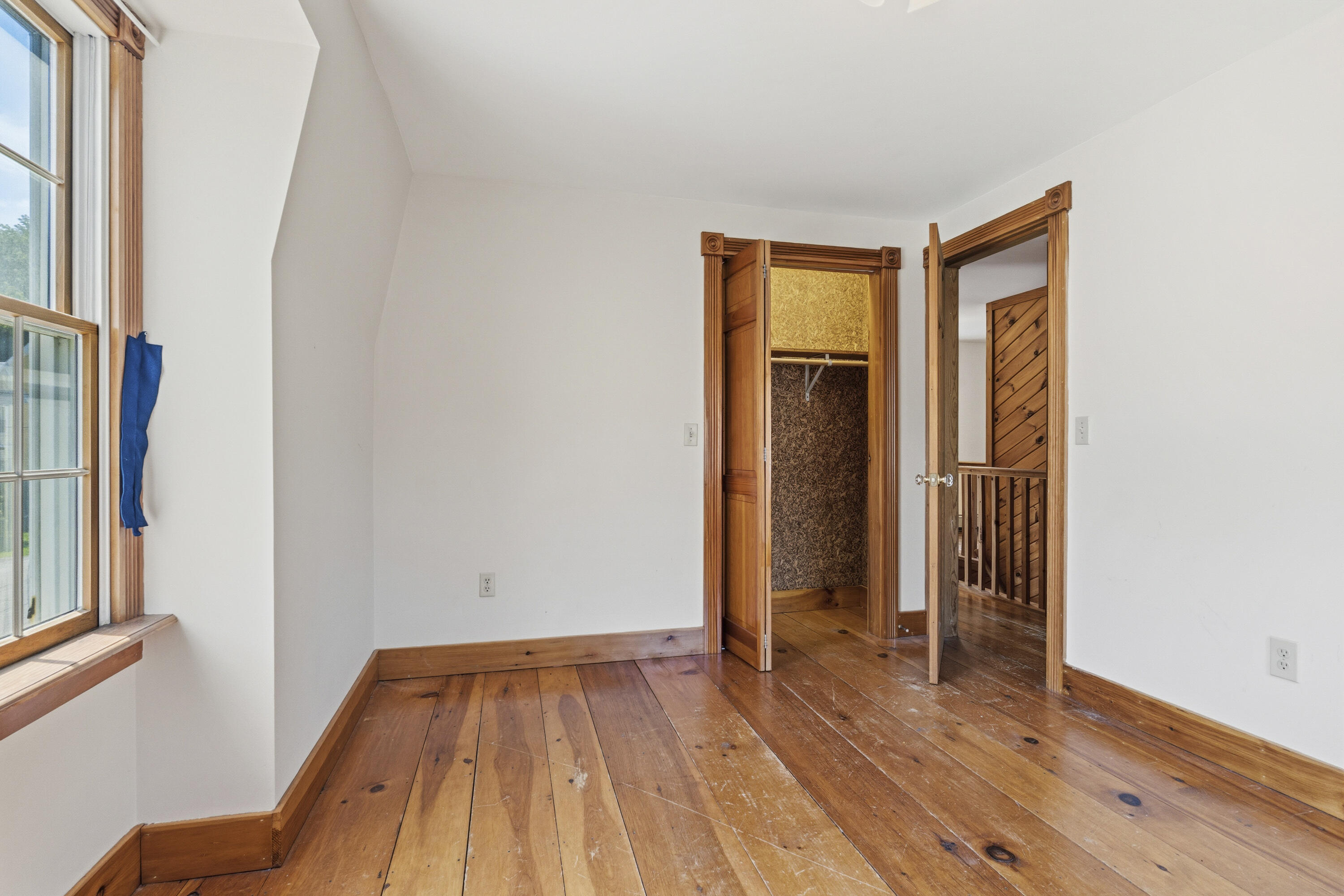 5 Pine Street Property Photo 29