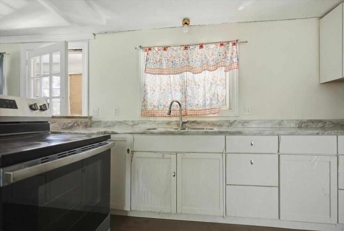 16 Hartley Street Property Photo 17
