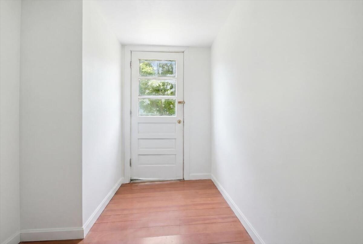 16 Hartley Street Property Photo 31