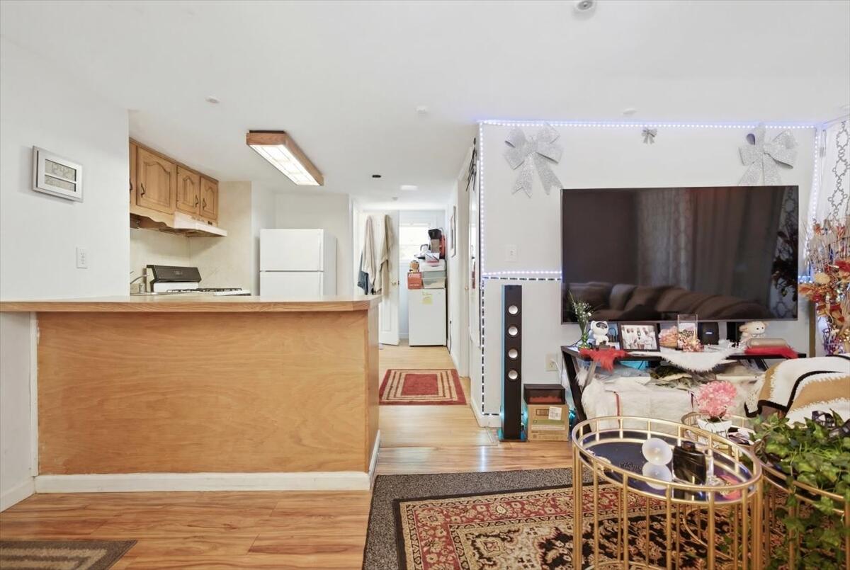 16 Hartley Street Property Photo 32