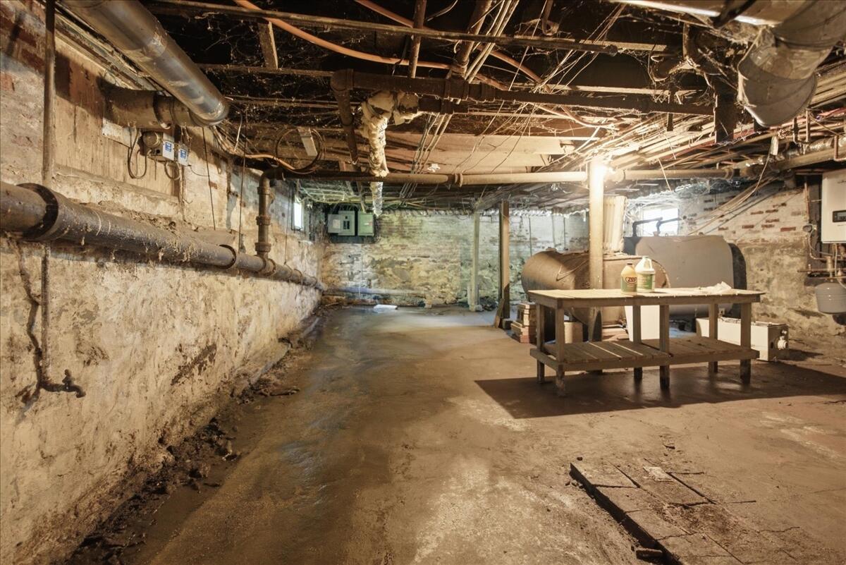 16 Hartley Street Property Photo 67
