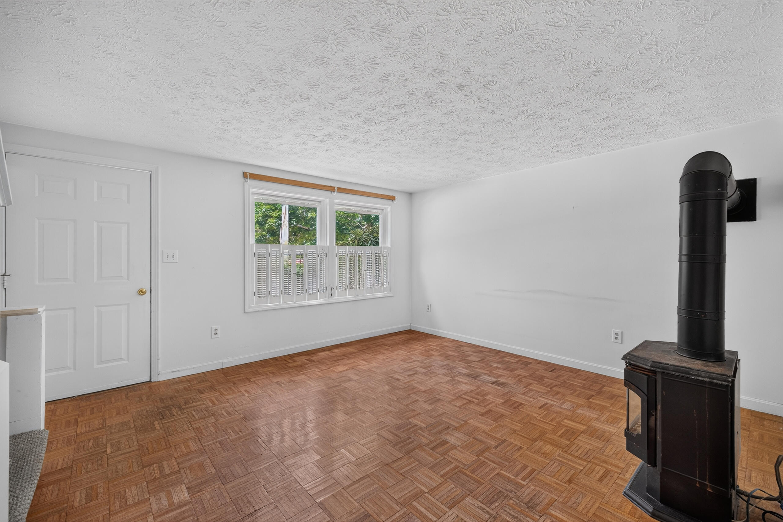 60 Brown Street 8 Property Photo 6