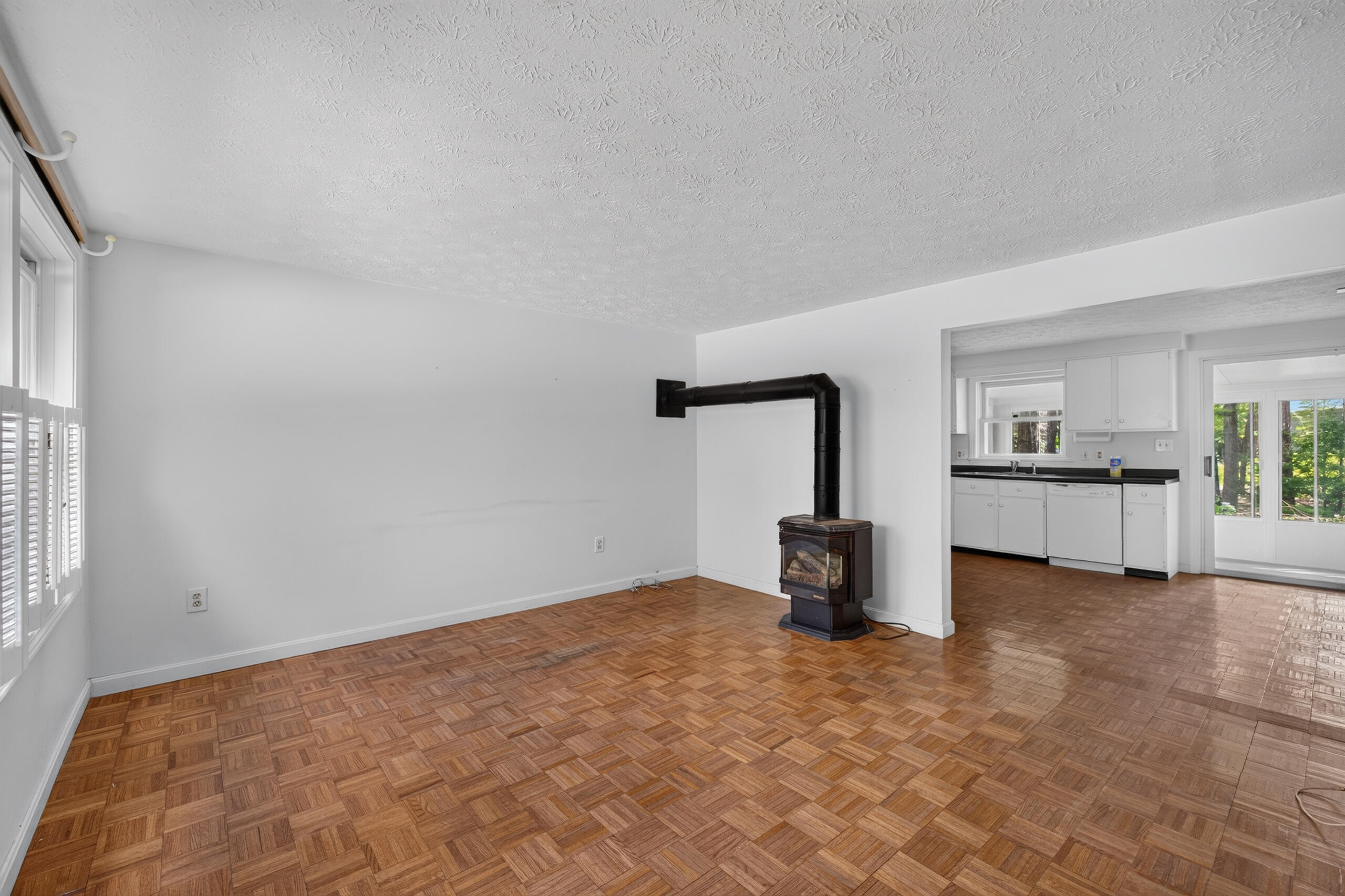 60 Brown Street 8 Property Photo 8