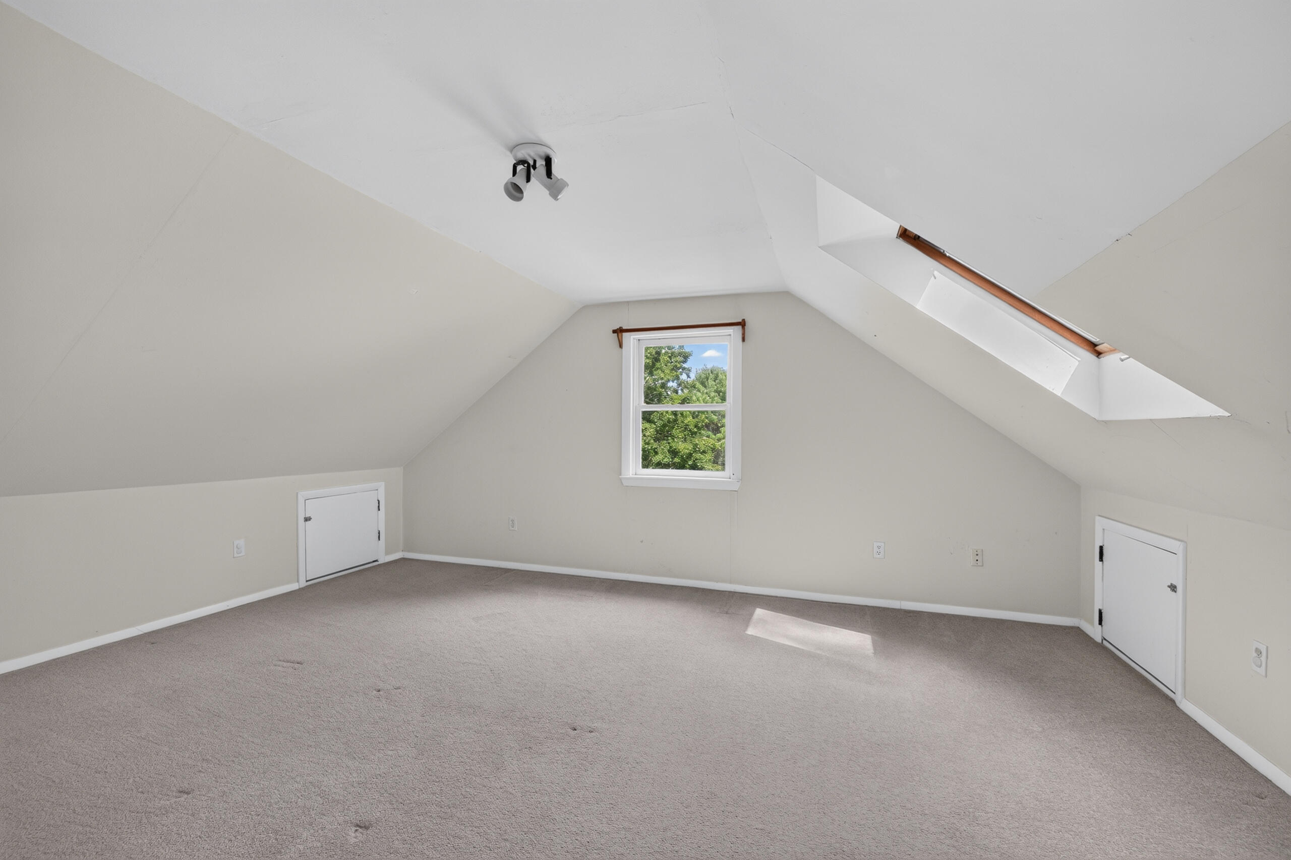 60 Brown Street 8 Property Photo 22