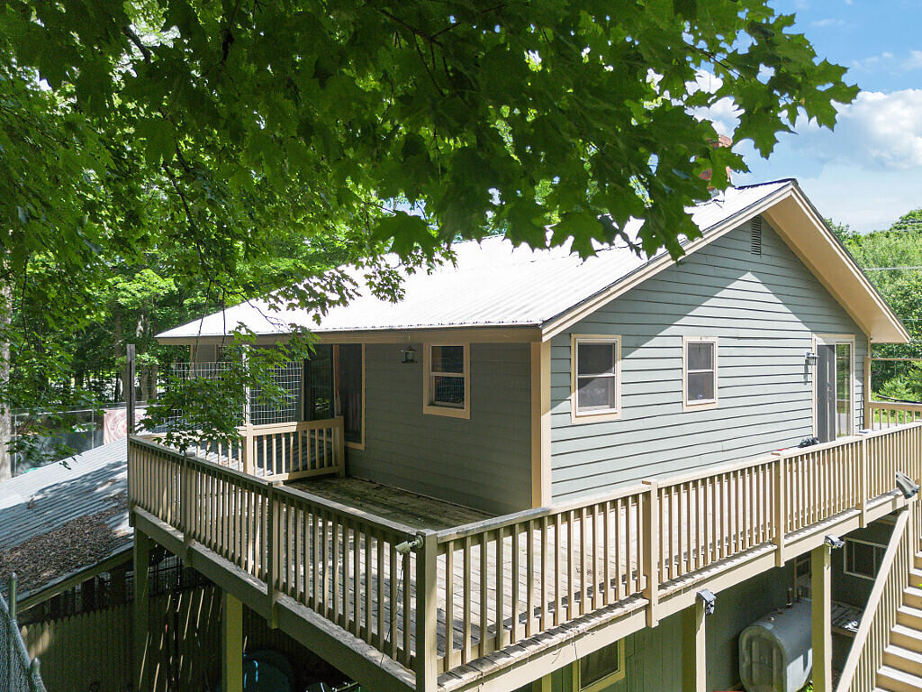 120 Sunday River Road Property Photo 8