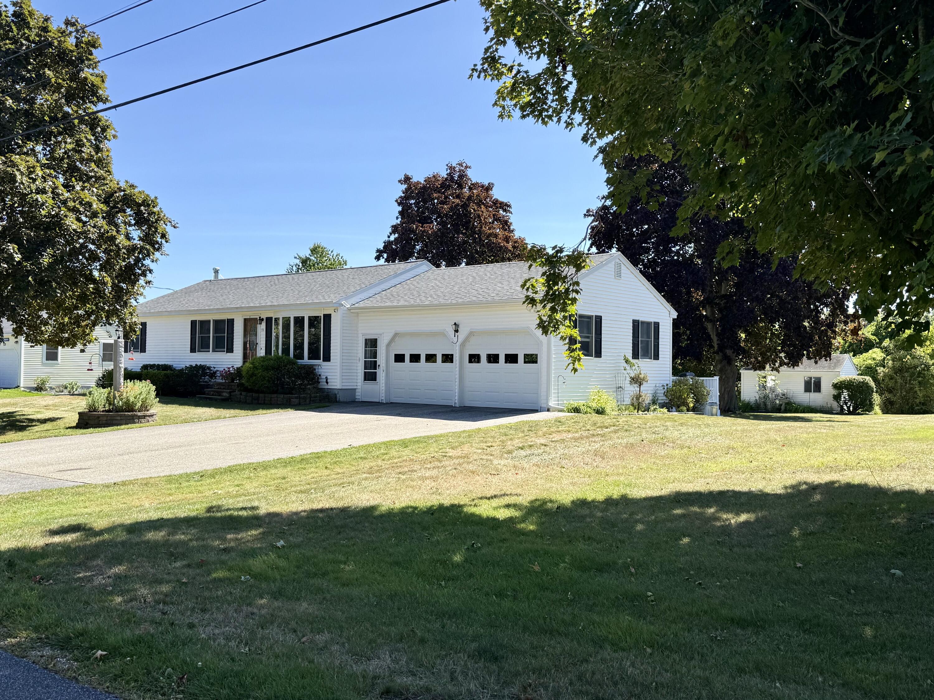95 Gendron Drive Property Photo 1