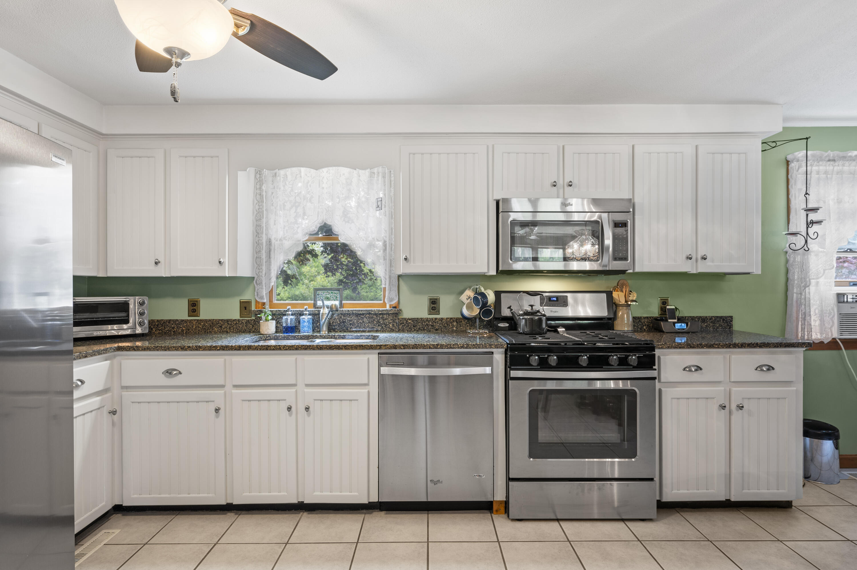 95 Gendron Drive Property Photo 3