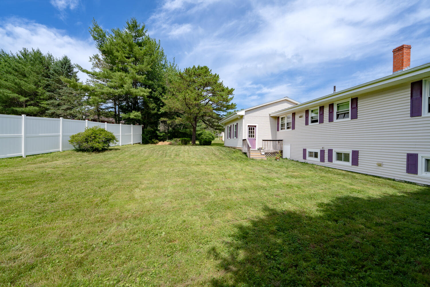 17 Heathwood Lane Property Photo 42