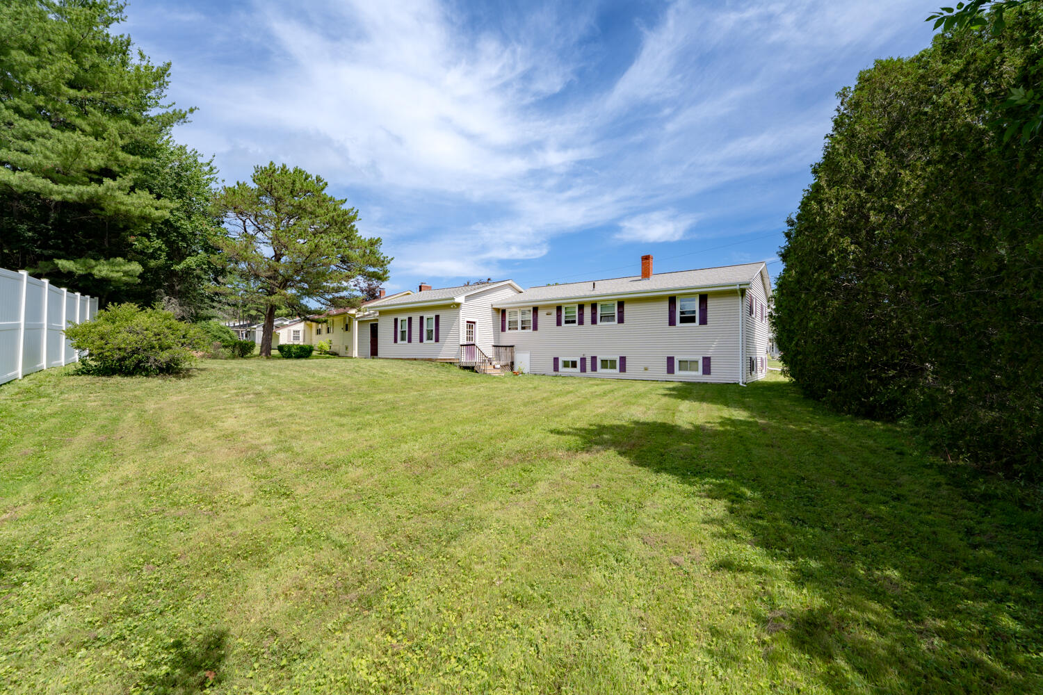 17 Heathwood Lane Property Photo 43