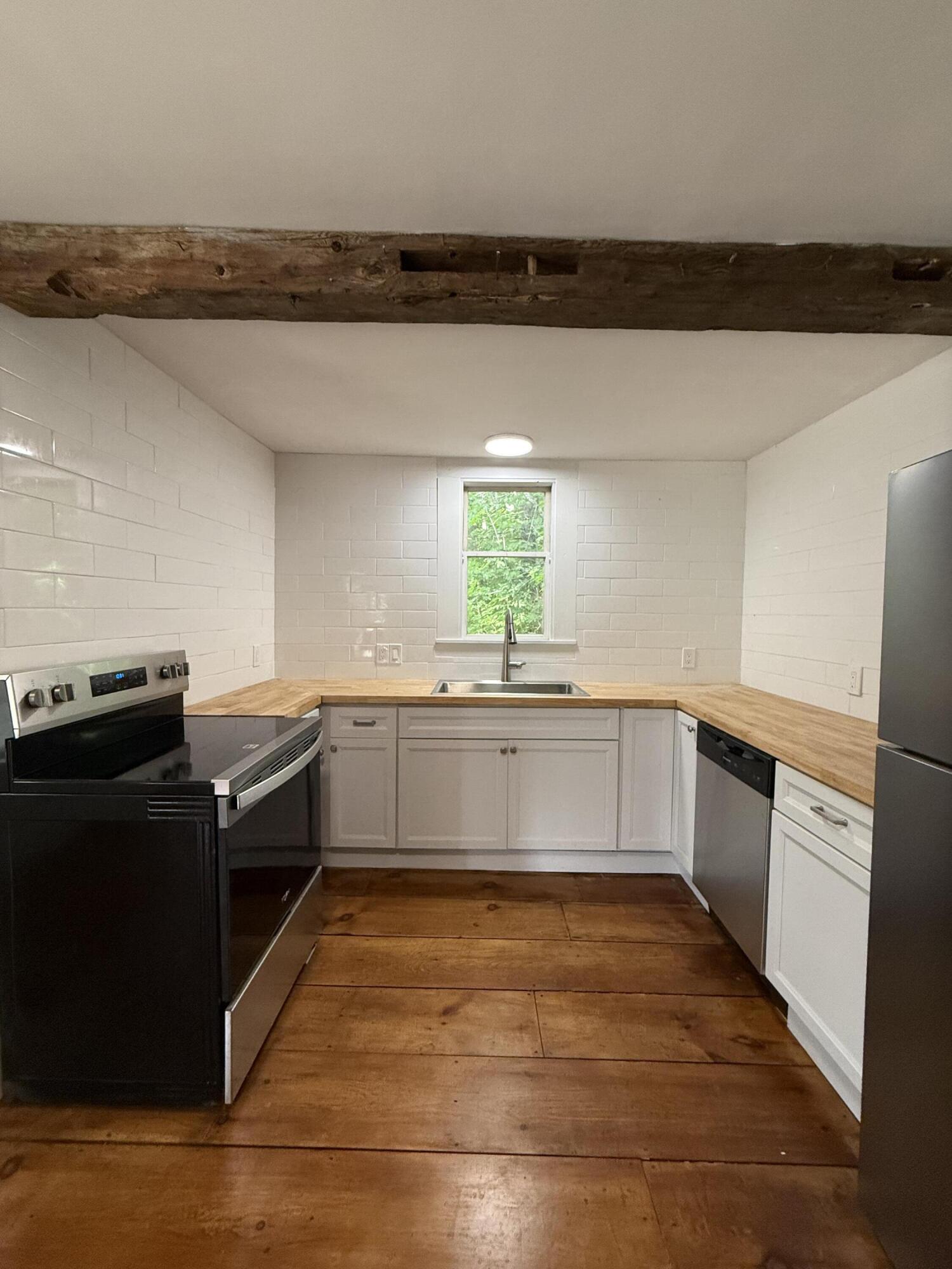 678 Walkers Mills Road Property Photo 4
