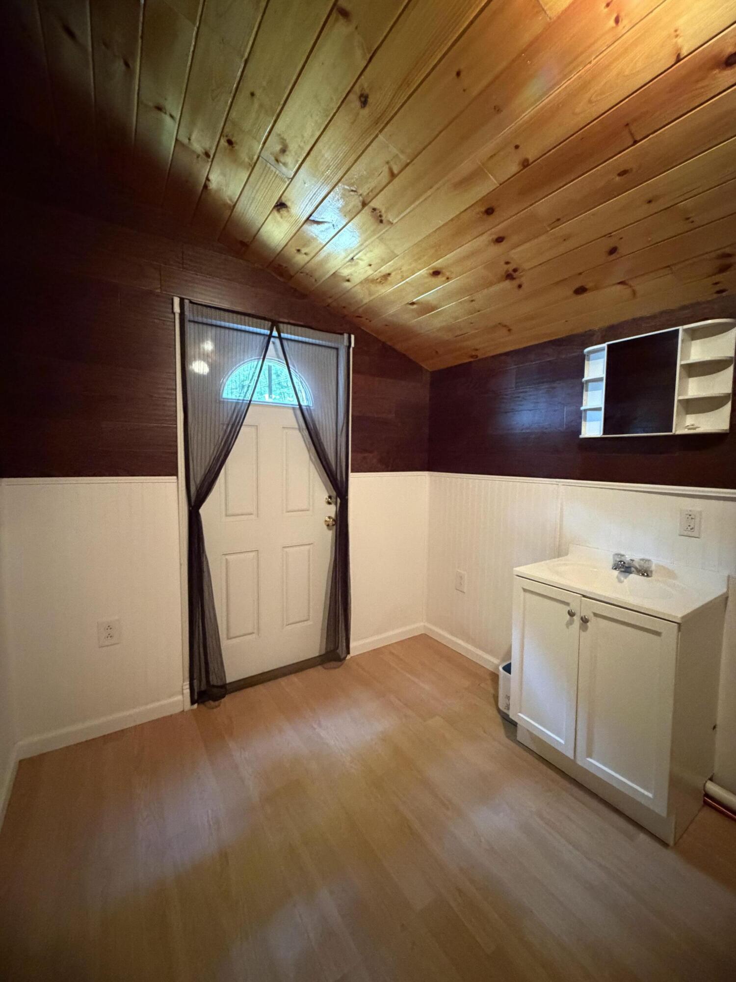 184 Sand Pond Road Property Photo 17
